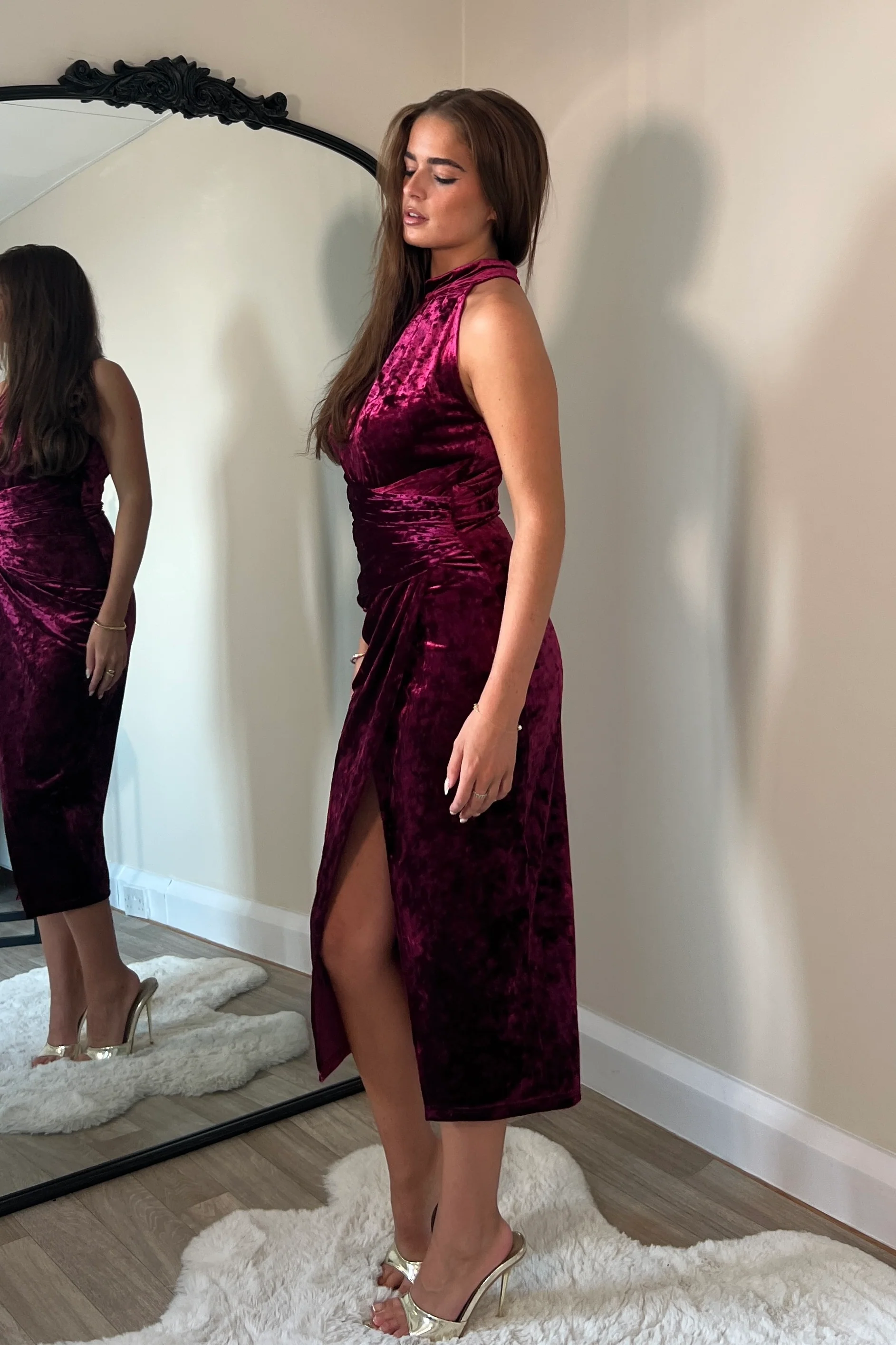 Alessia Velvet Halter Neck Midi Dress Wine - Image 3