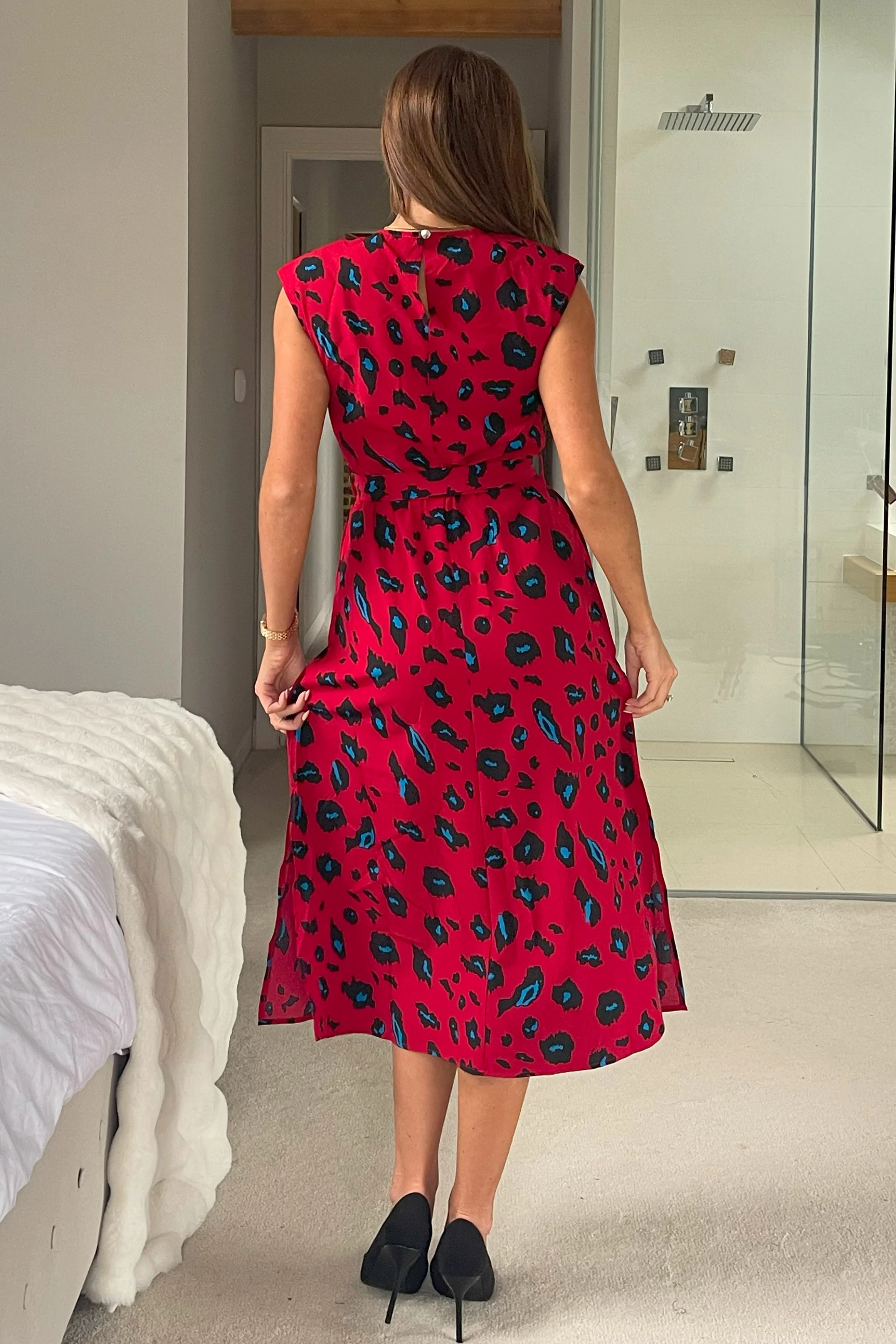 Amay Red Animal Shoulder Pad Midi Dress - Image 4