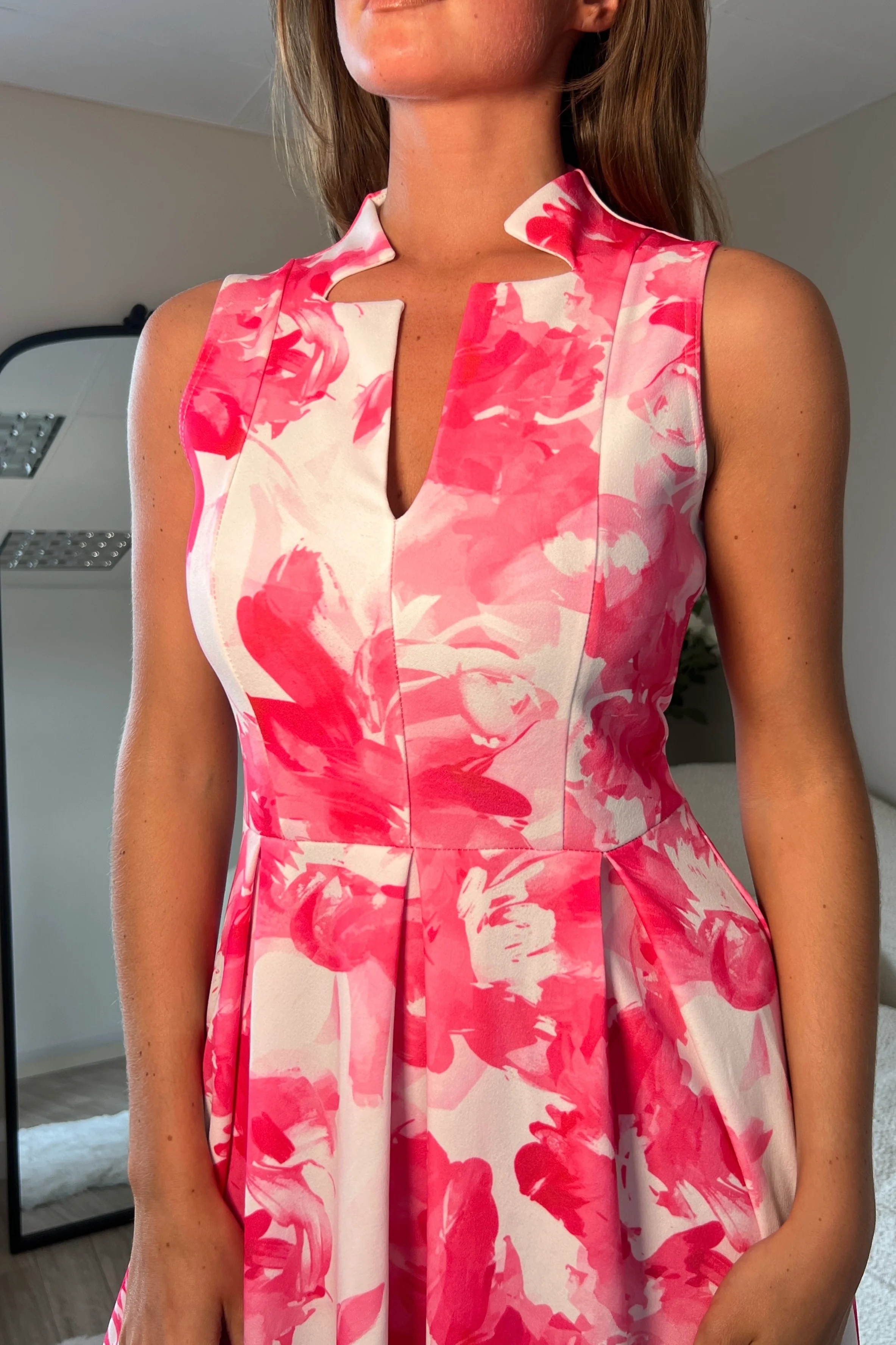 Ameya Notch Neck Sleeveless Midi Dress Pink Print - Image 2