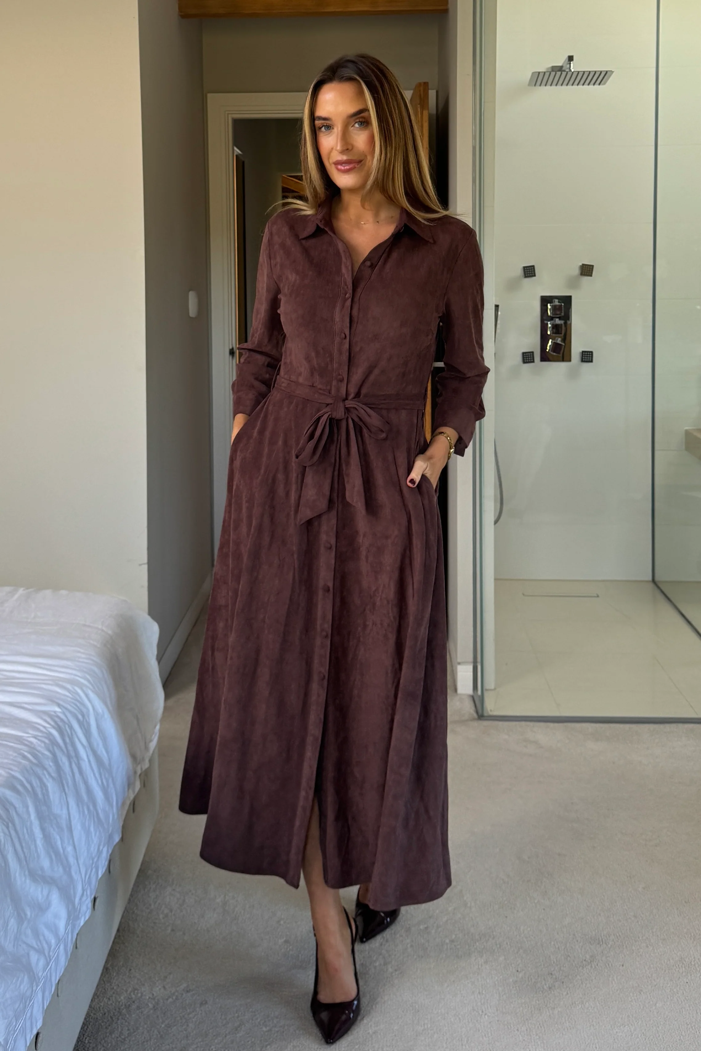 Angela Long Sleeve Maxi Shirt Dress Chocolate Suede - Image 4