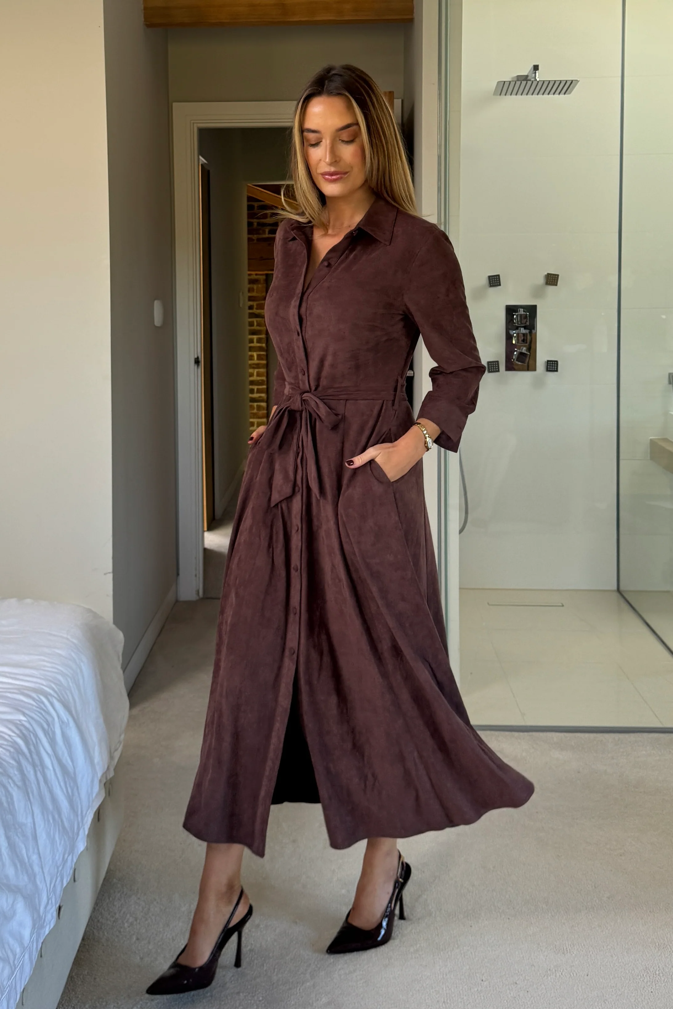 Angela Long Sleeve Maxi Shirt Dress Chocolate Suede - Image 5