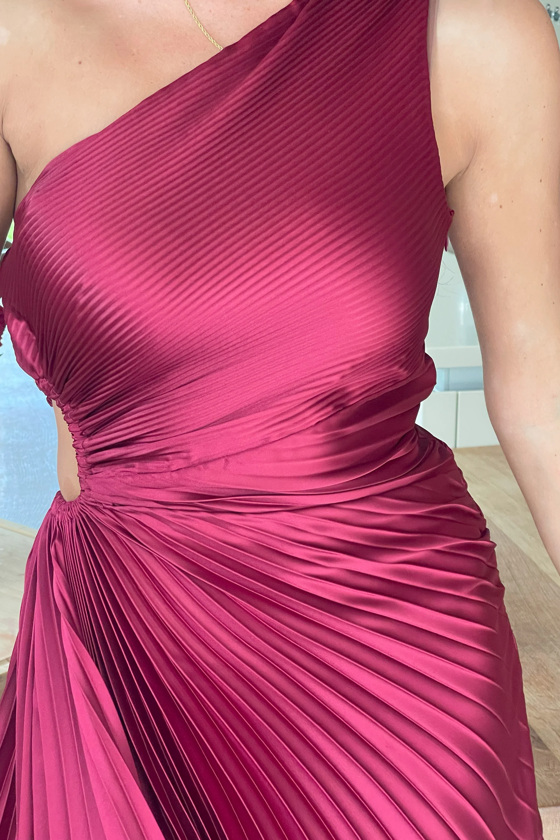 Aoife One Shoulder Pleated Midi Dress Berry - Image 2