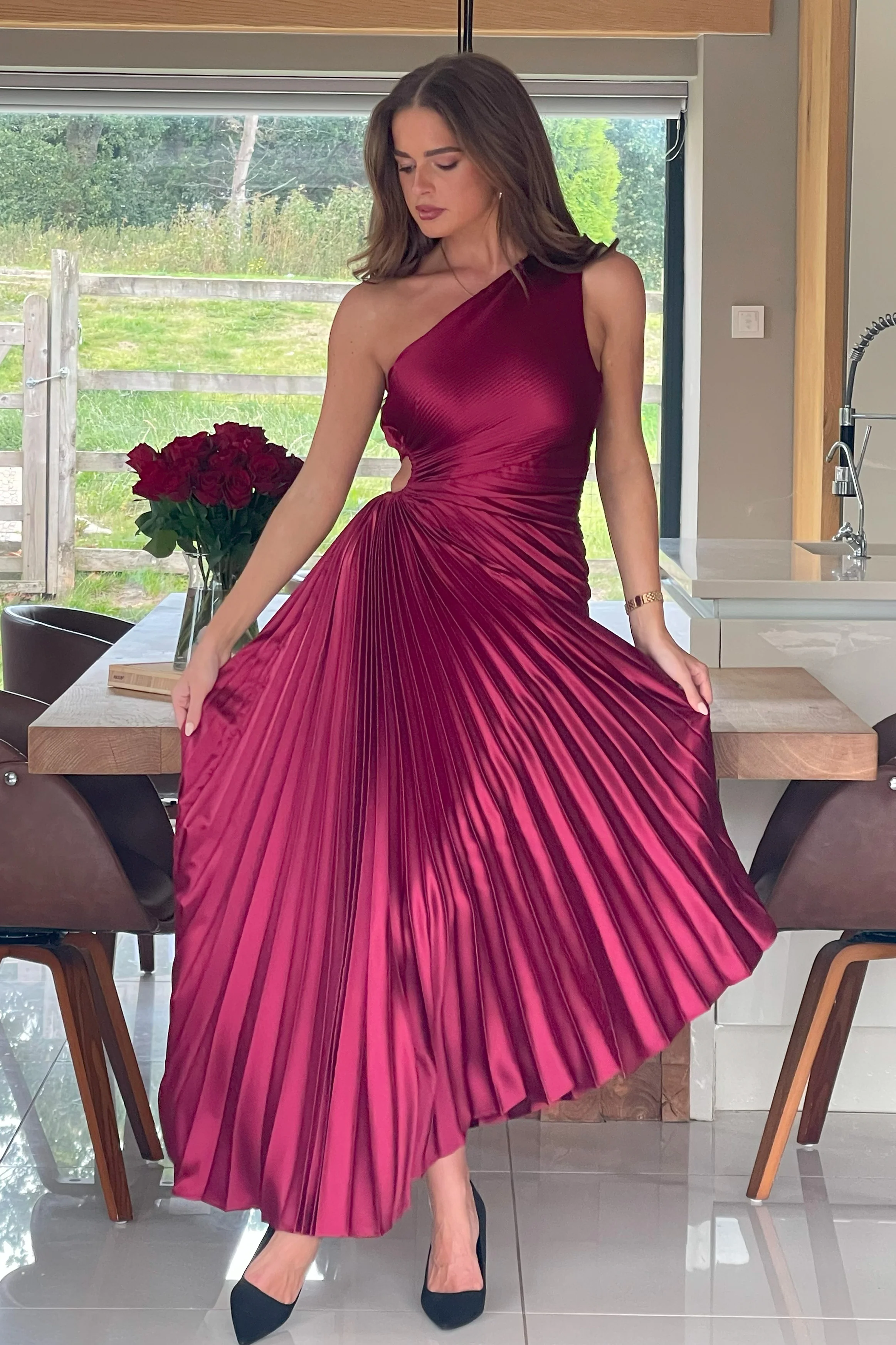 Aoife One Shoulder Pleated Midi Dress Berry - Image 4