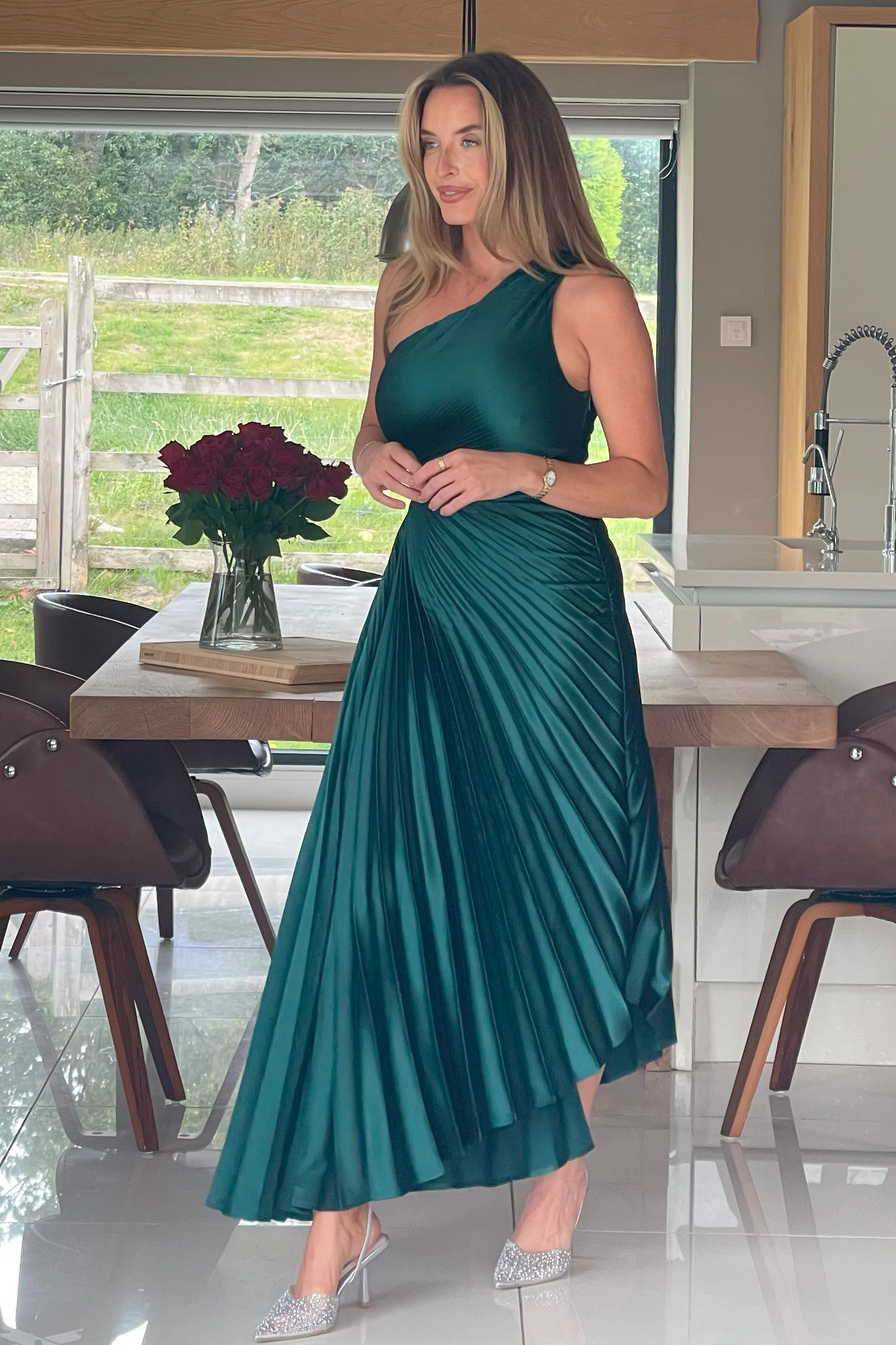 Aoife One Shoulder Pleated Midi Dress Emerald - Image 5