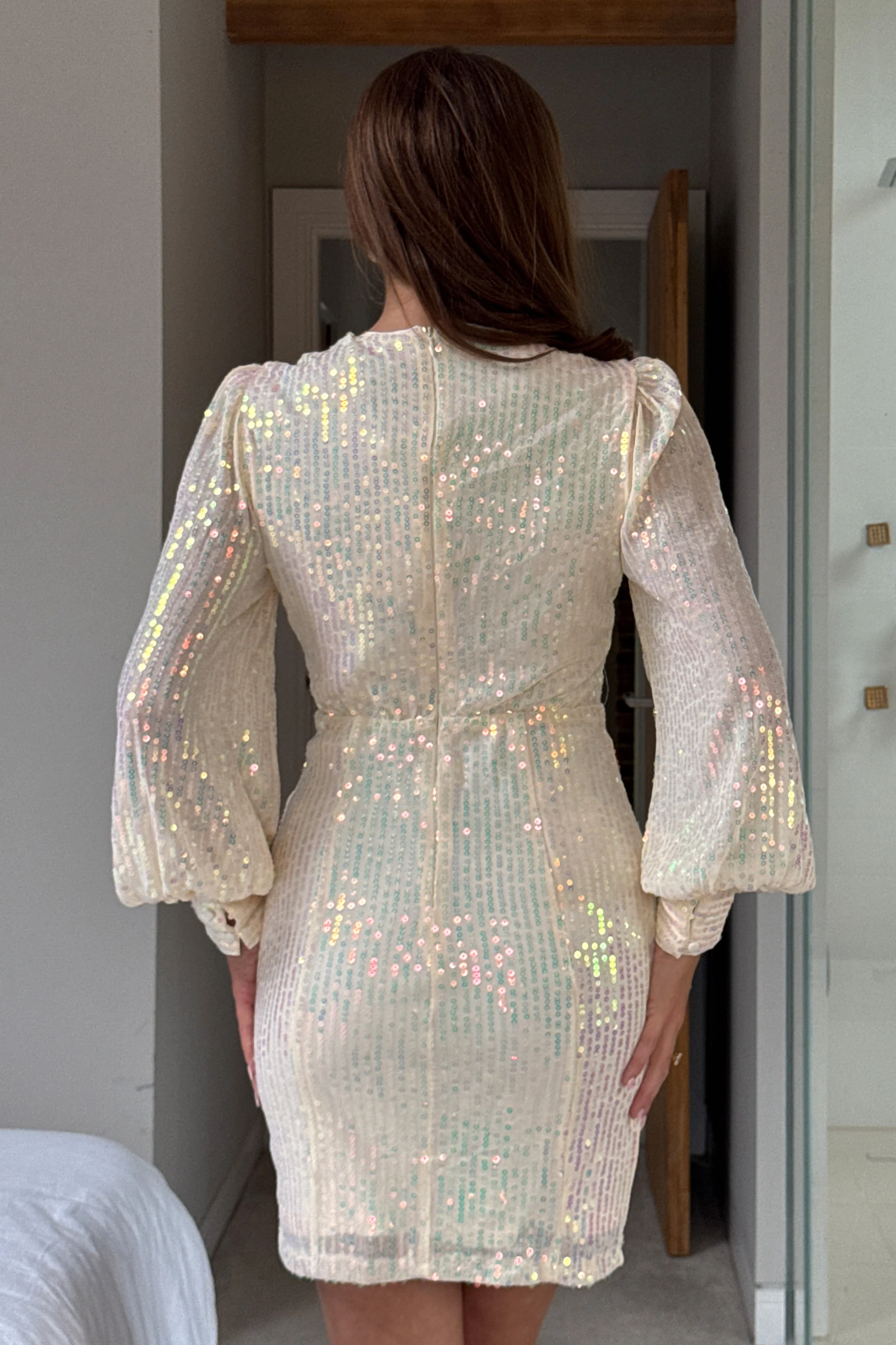 Ariel Gold Sequin Ruched Detail Mini Dress - Image 4
