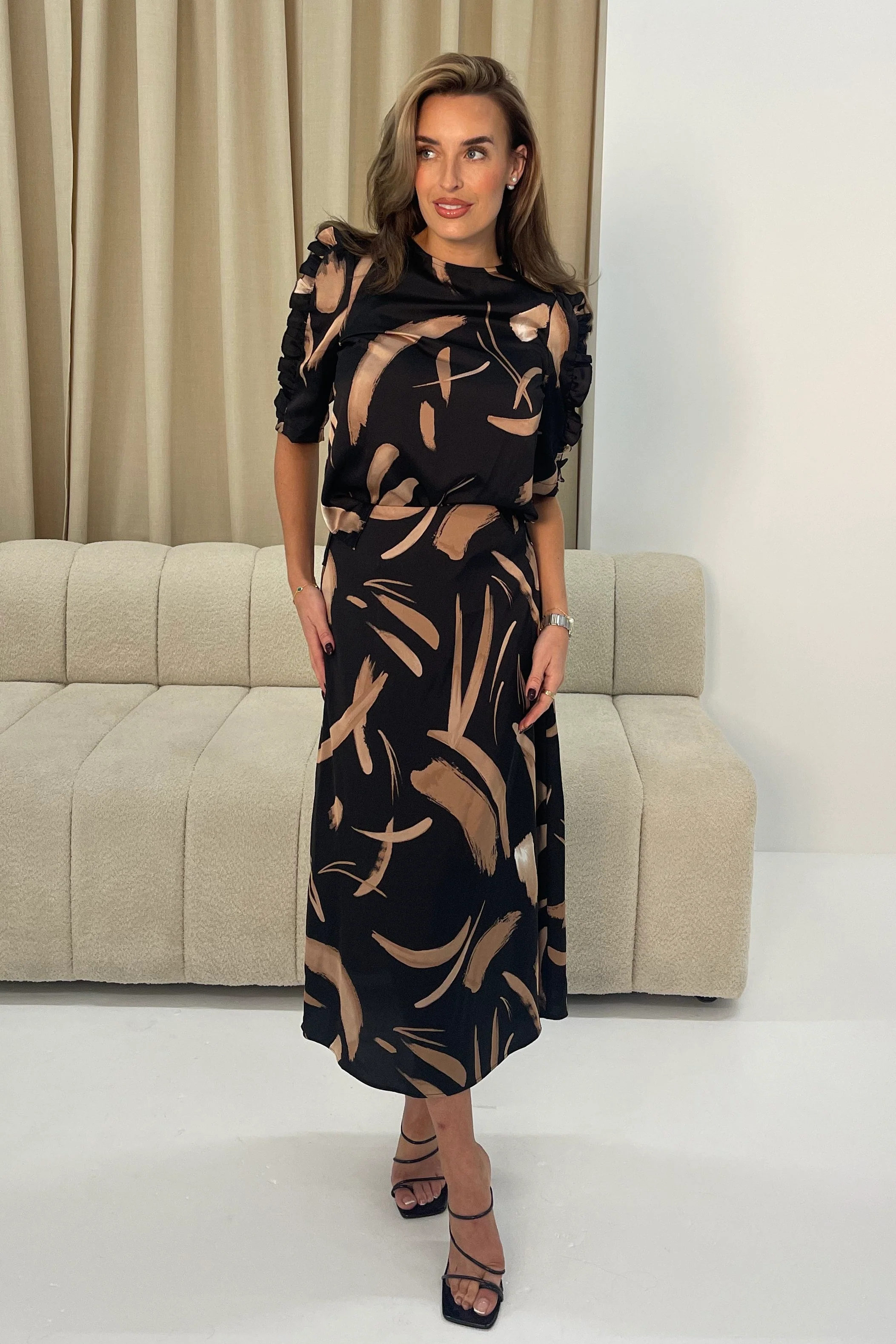 Azalea Non-Returnable Final Sale - Image 4