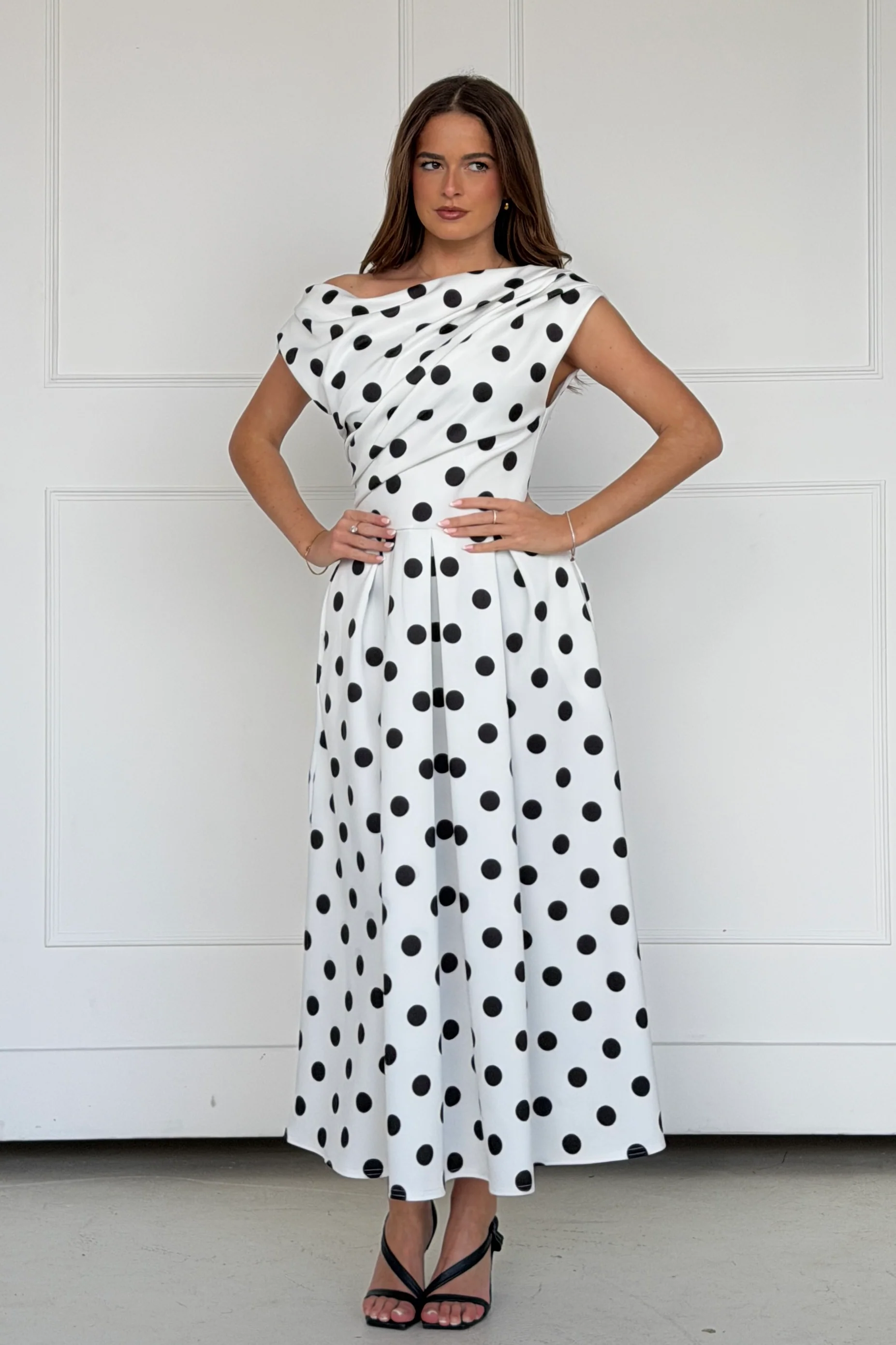 Betty Asymmetric Midi Dress Polka - Image 3