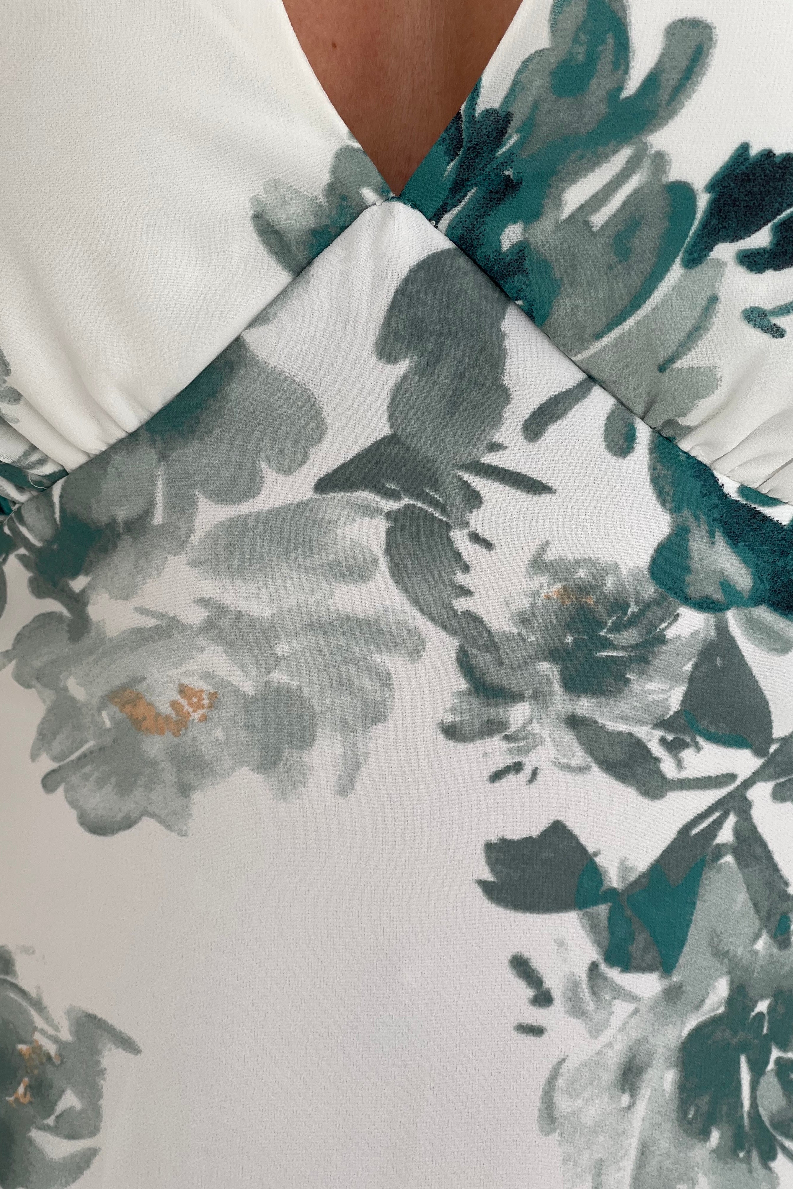 Beverly Green Floral Tie Shoulder Midi Dress - Image 3