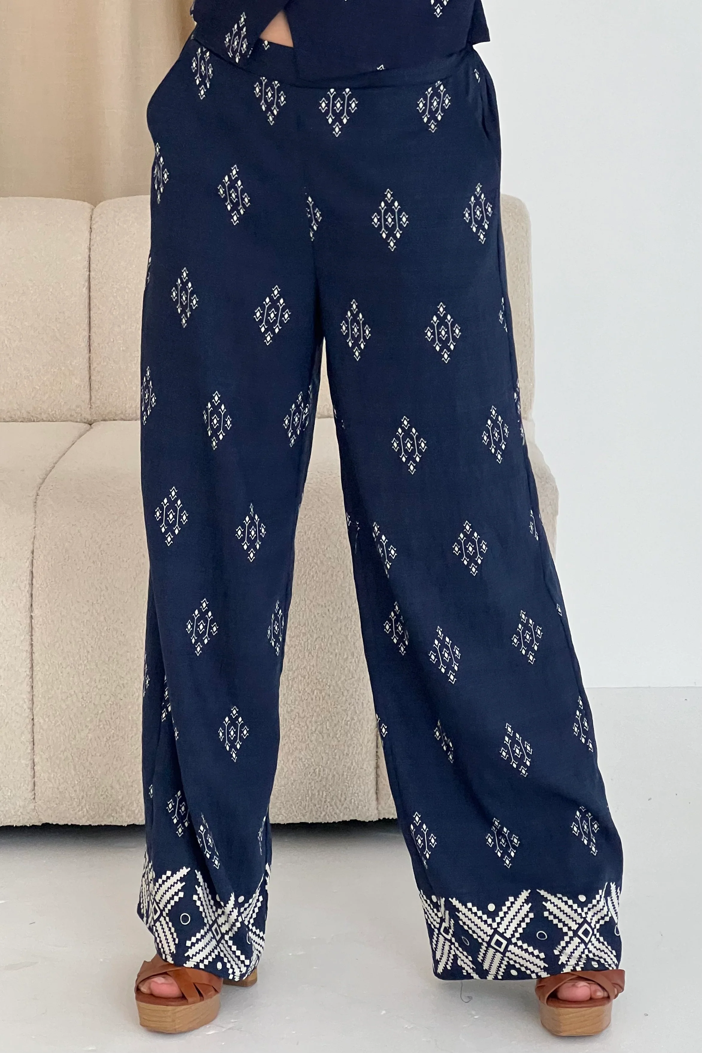 Cara  Non-Returnable Final Sale - Image 2