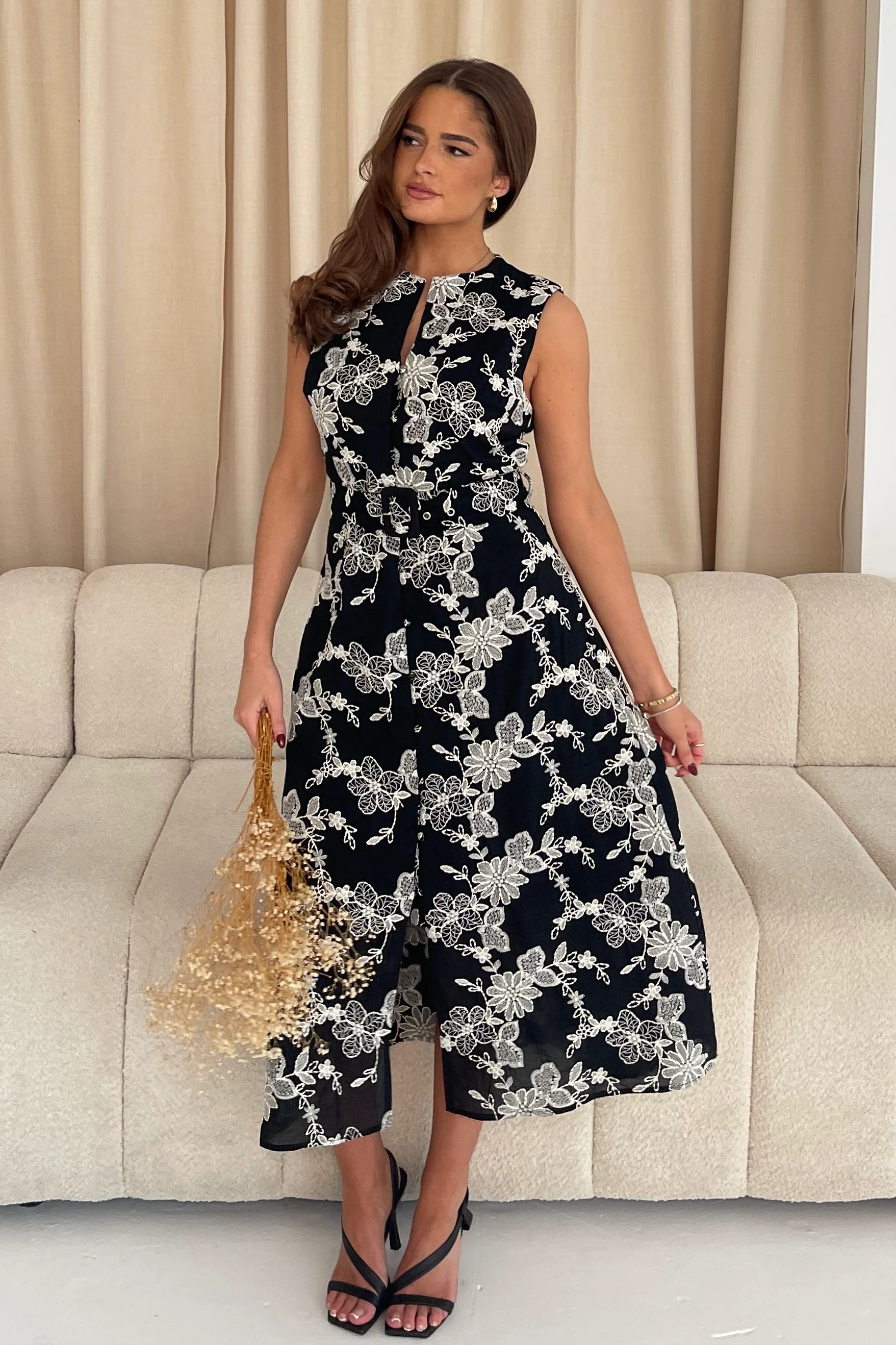 Cordelia Floral Embroidery Midi Dress Black - Image 4