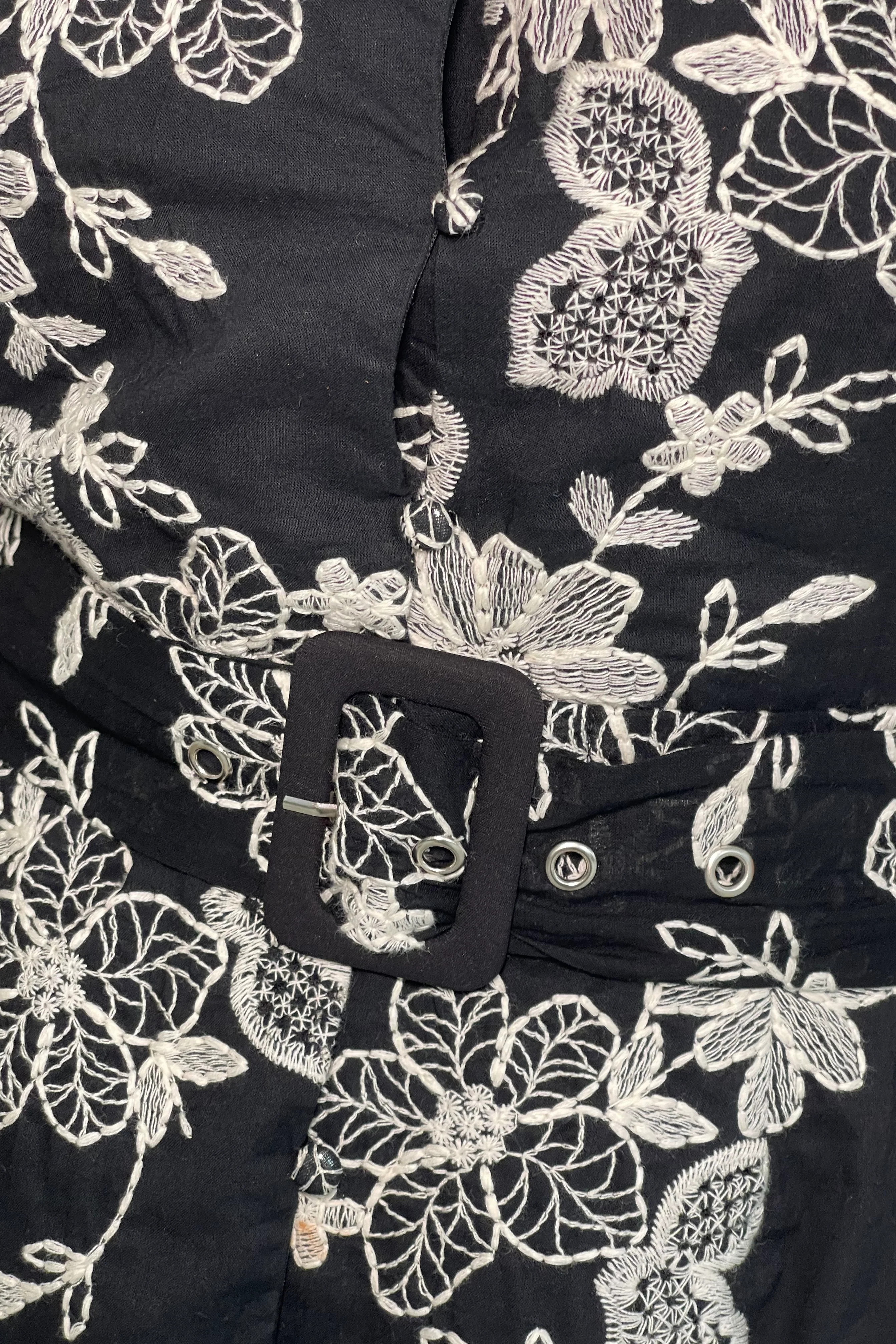 Cordelia Floral Embroidery Midi Dress Black - Image 7