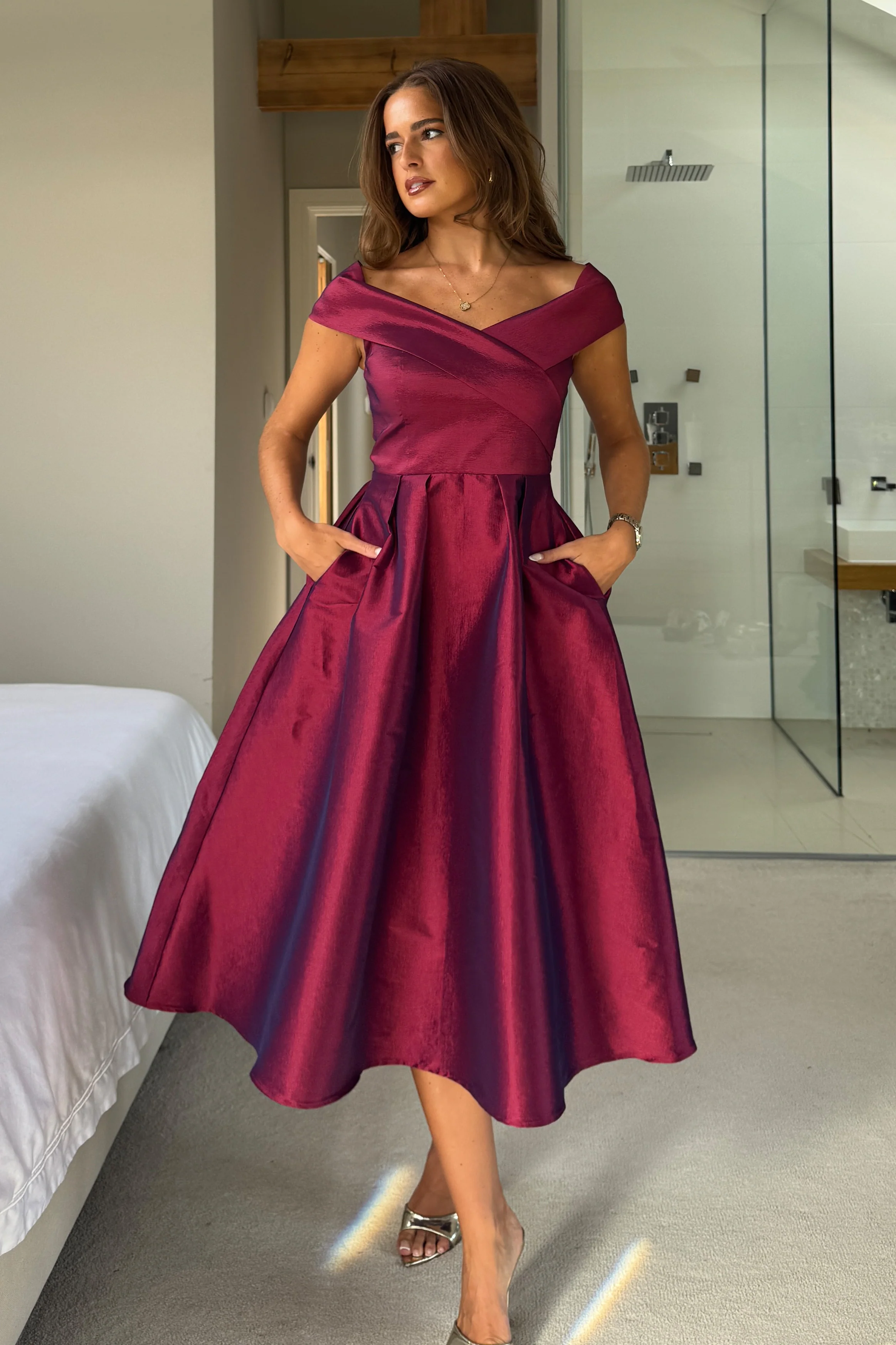 Daphne Off The Shoulder Skater Midi Dress Plum - Image 4