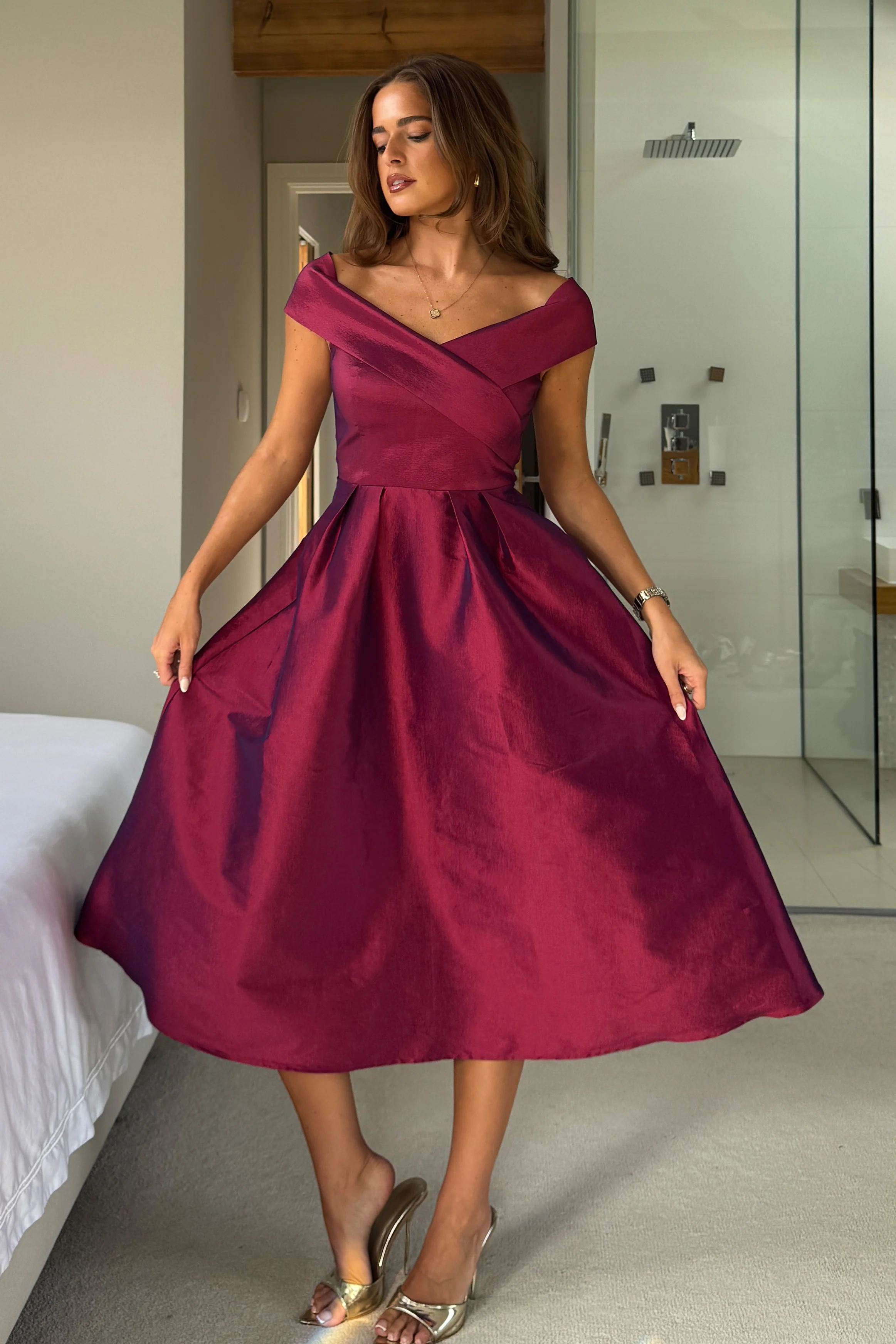 Daphne Off The Shoulder Skater Midi Dress Plum - Image 5