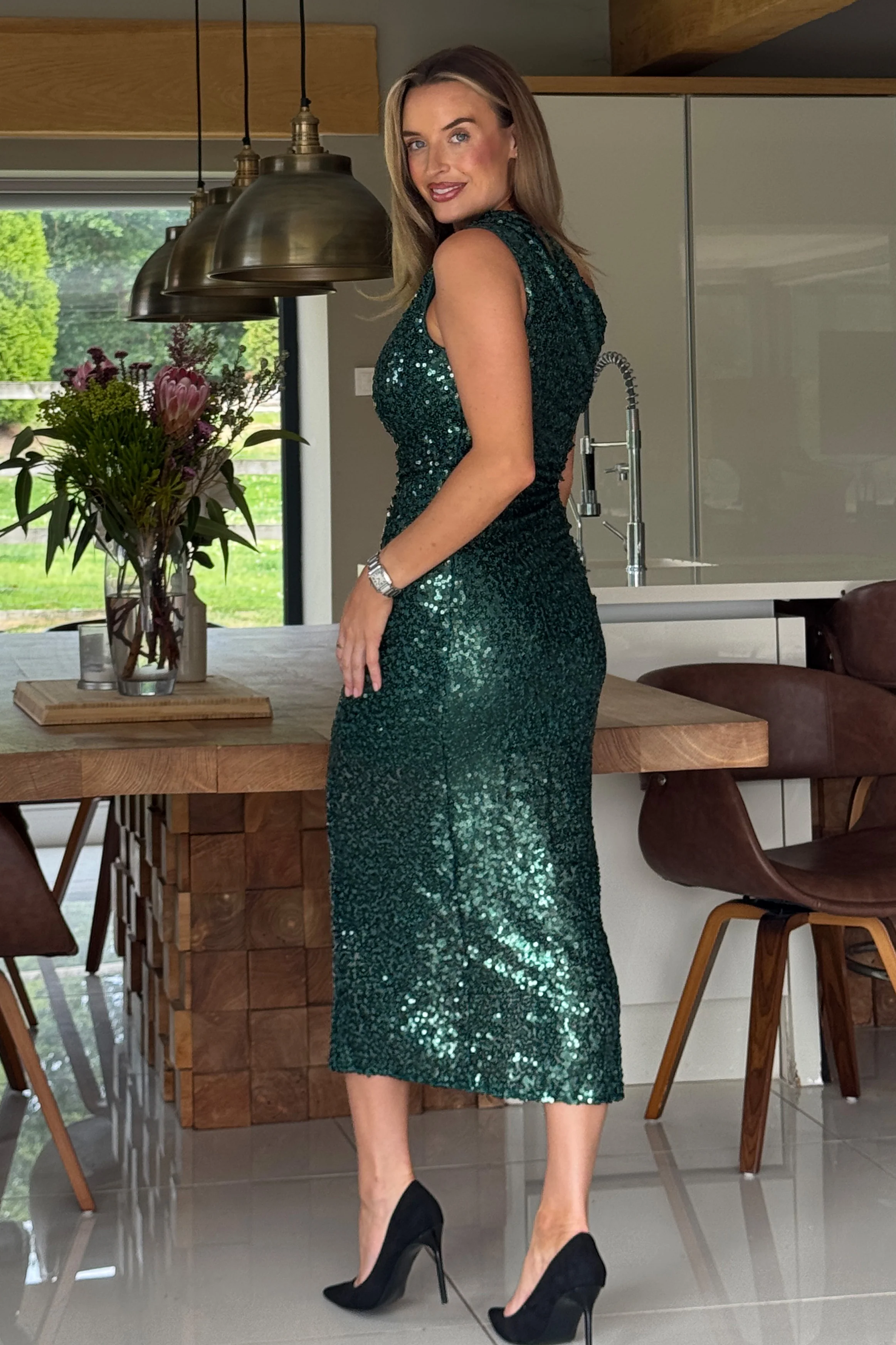 Donna Asymmetric Green Sequin Maxi Dress - Image 4