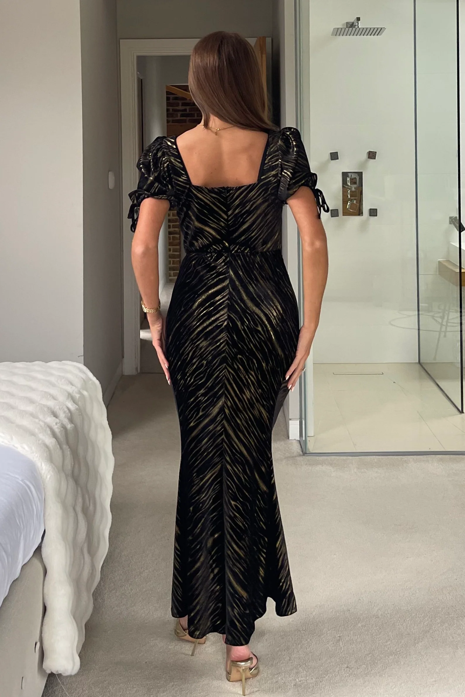 Dove Ruched Detail Velvet Midi Dress Black And Gold - Image 6