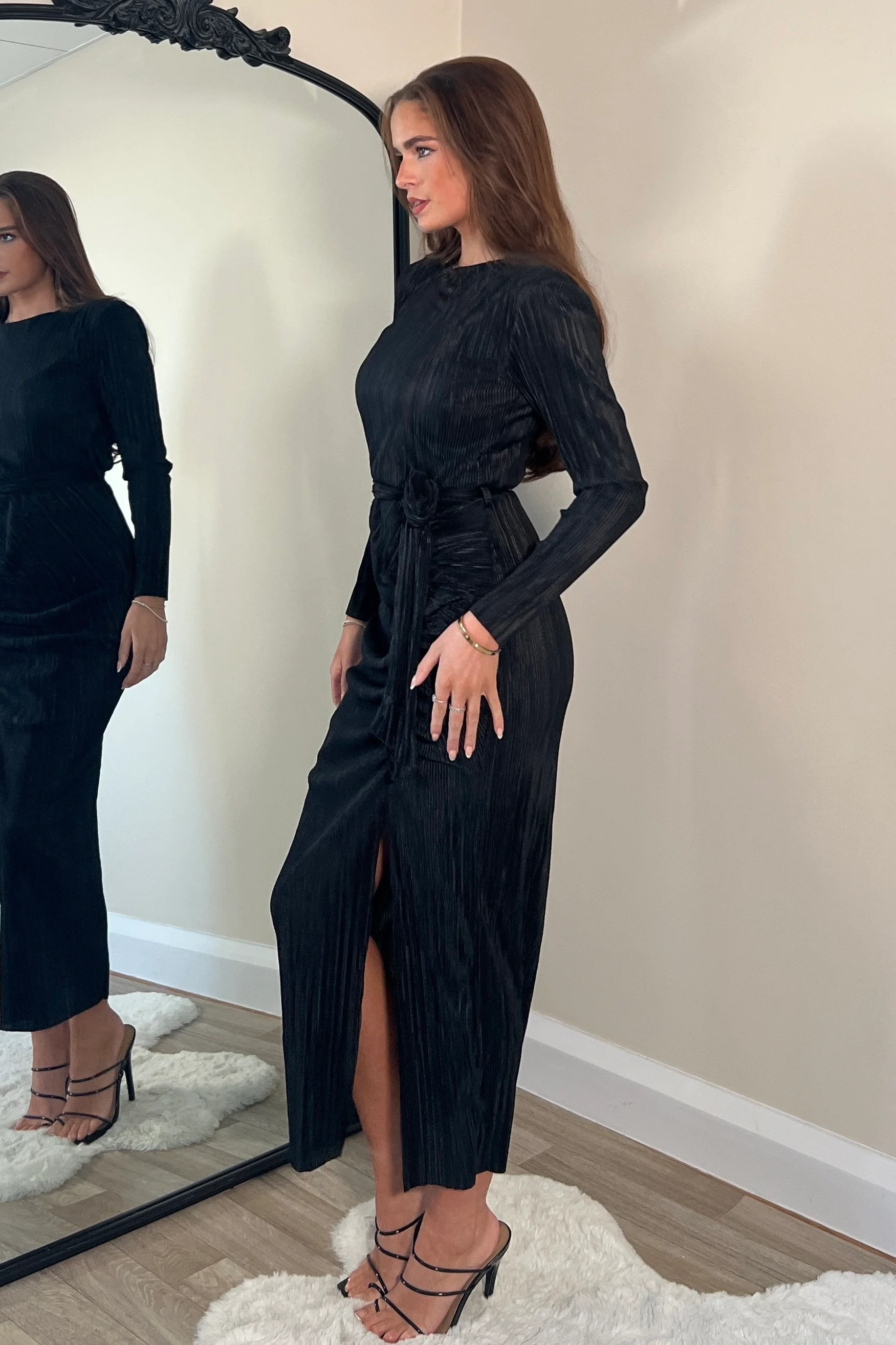 Elena Long Sleeve Ruched Seamed Midi Dress Black - Image 4