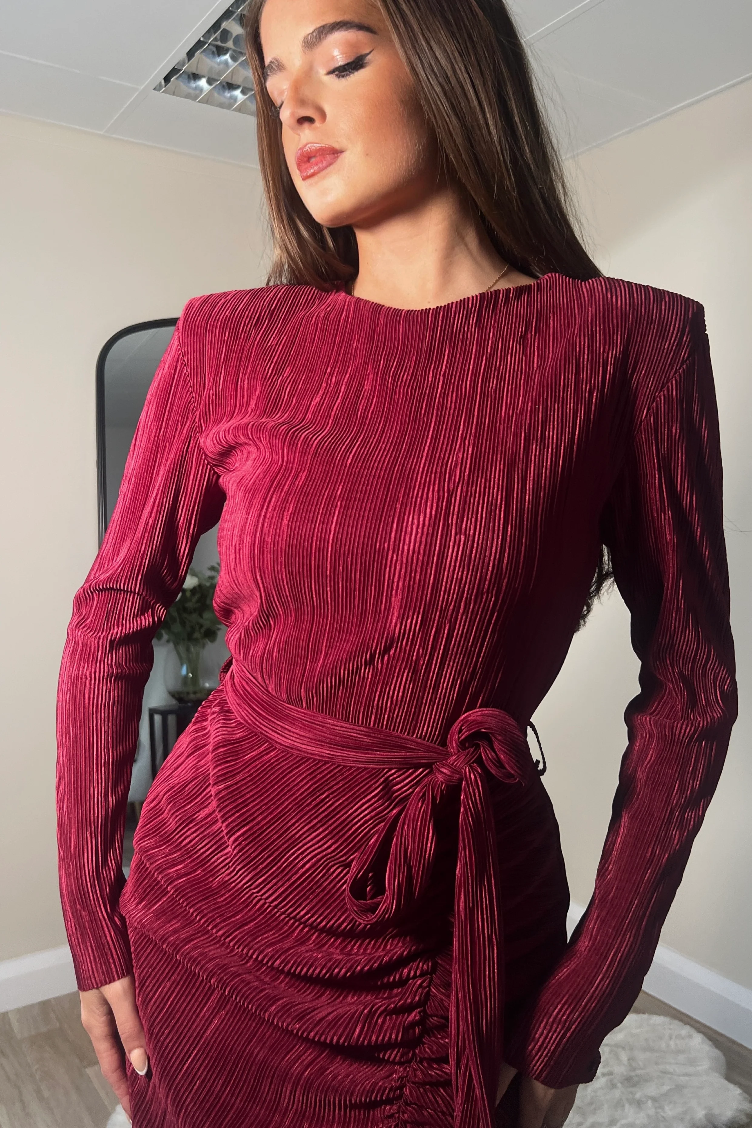 Elena Long Sleeve Ruched Seamed Midi Dress Wine - Image 2