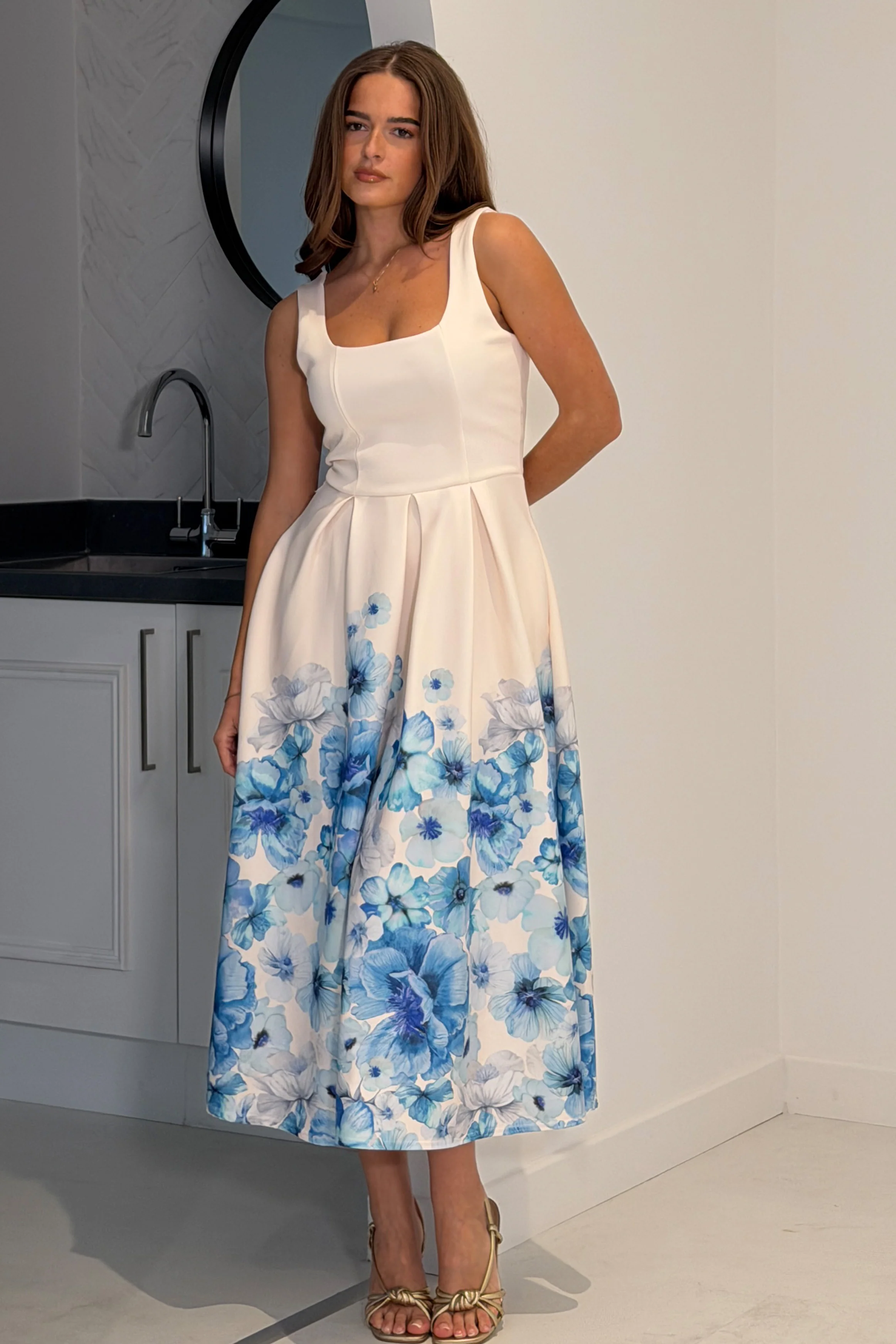Erica Square Neck Pleated Midi Dress Floral Blue - Image 3