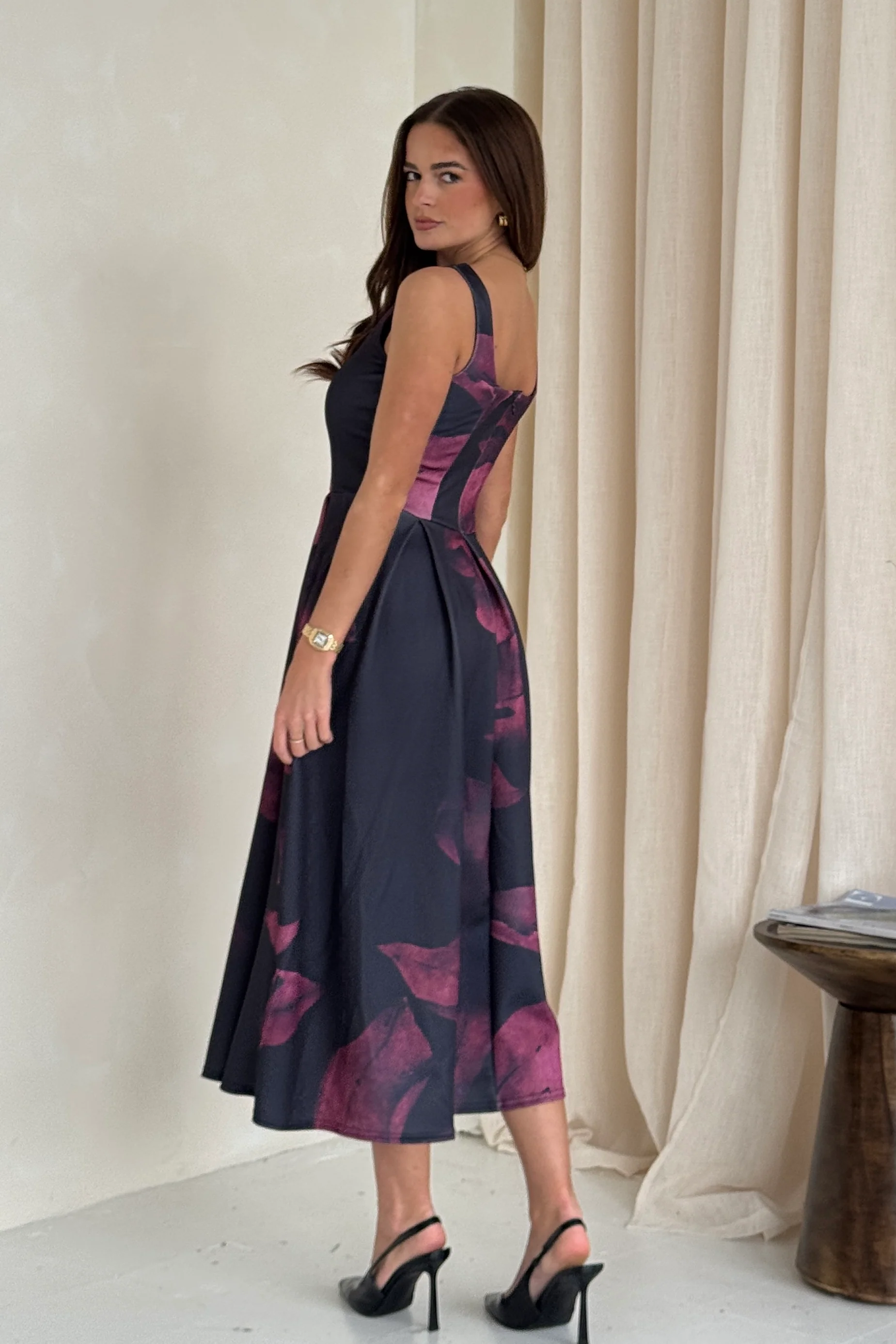 Erica Square Neck Pleated Midi Dress Wine Floral - Image 5