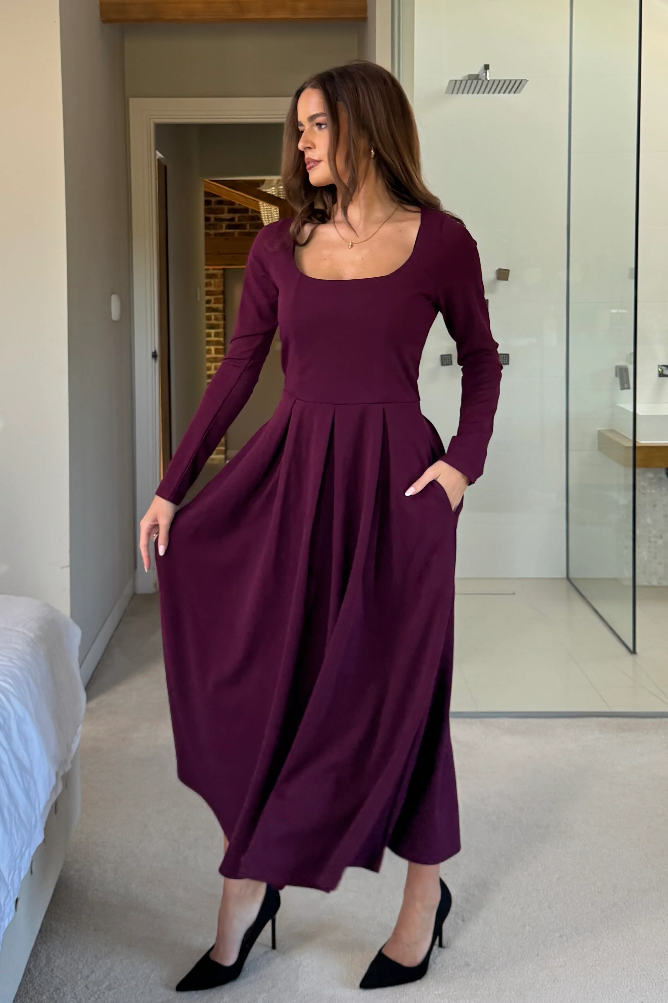 Evie Square Neck Long Sleeve Midi Dress Plum - Image 4