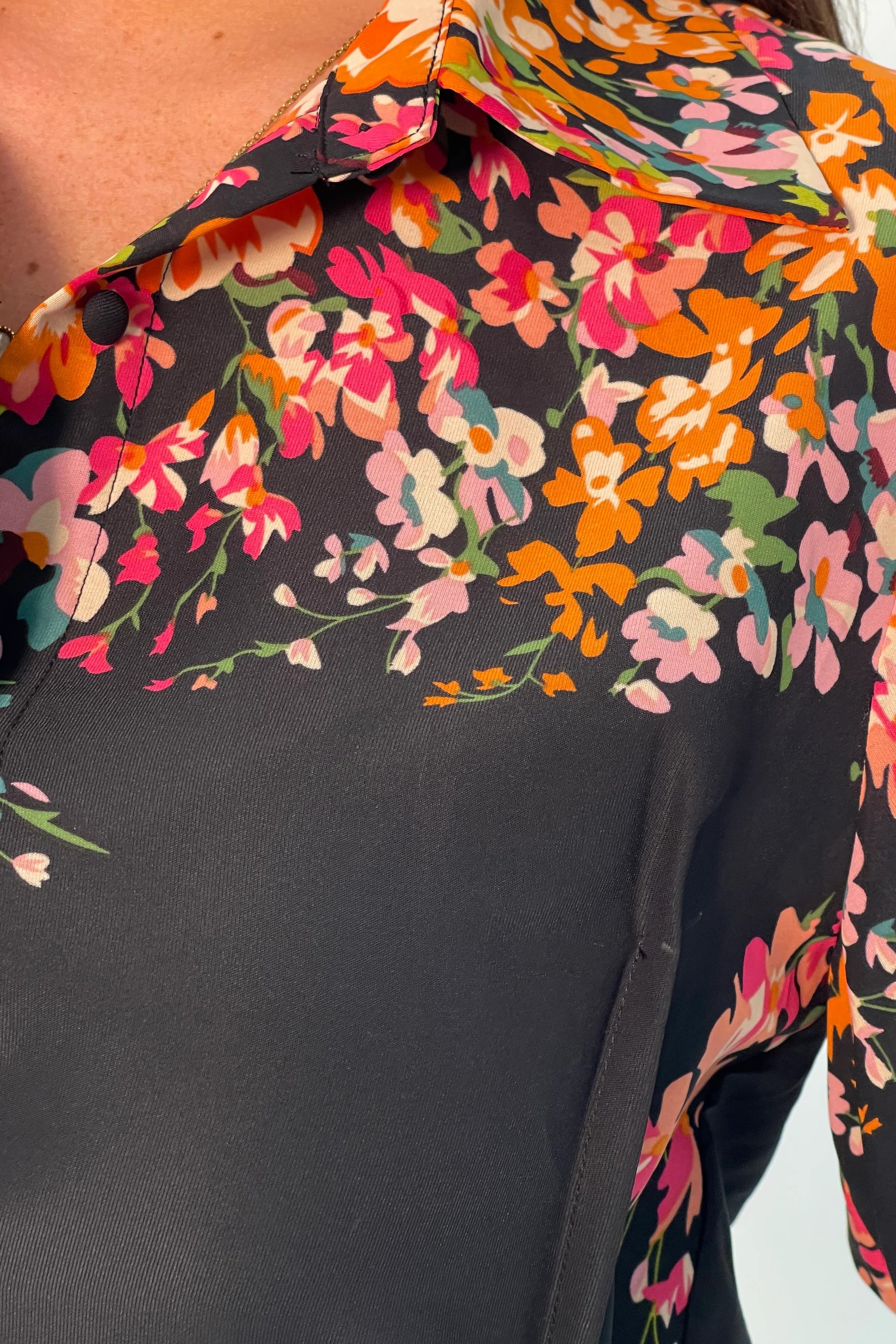 Fie Shirred Sleeve Tie Side Shirt Black Floral - Image 6