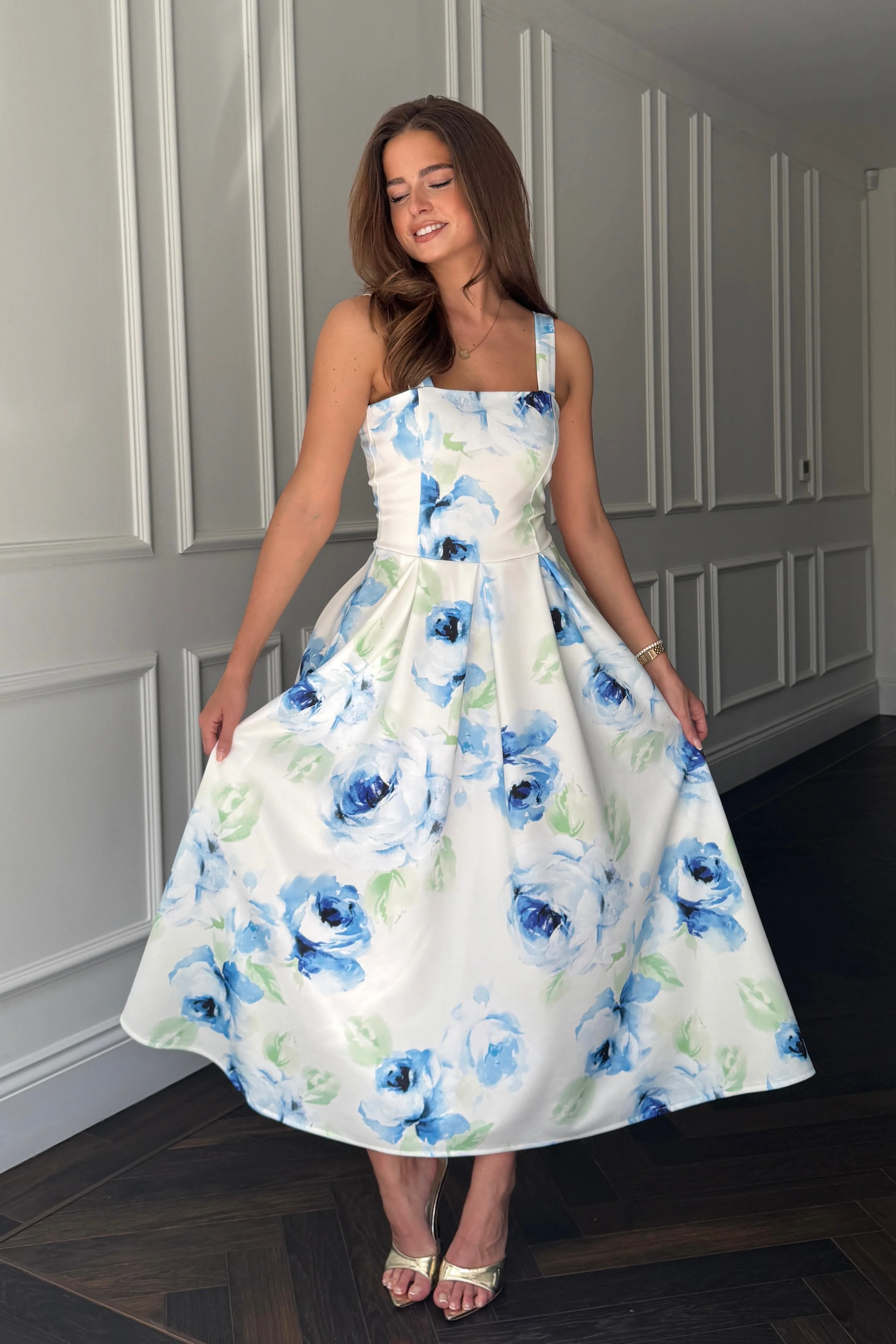 Heather Blue Floral Pleated Midi Dress - Image 4