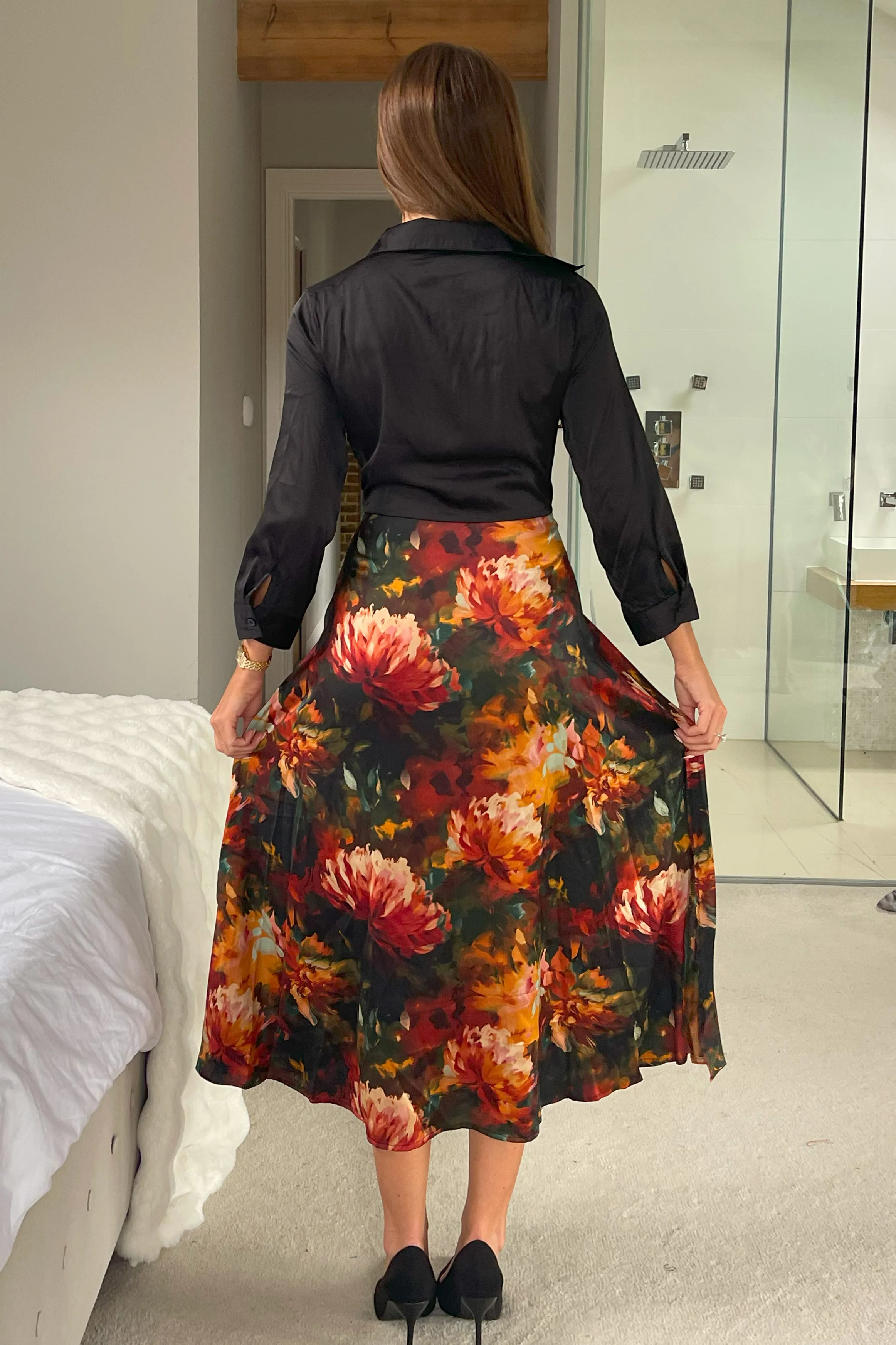 Isabella Black and Floral Tie Front Shirt Dress - Image 4
