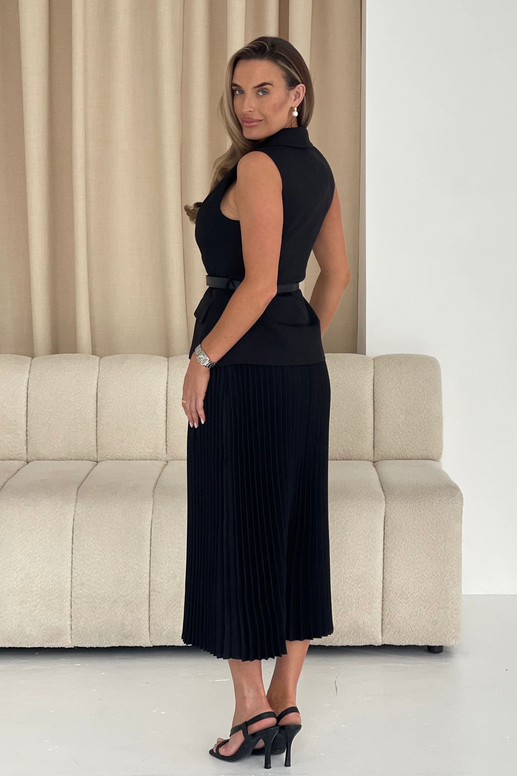 Jacqueline Belted Longline Waistcoat Black - Image 6