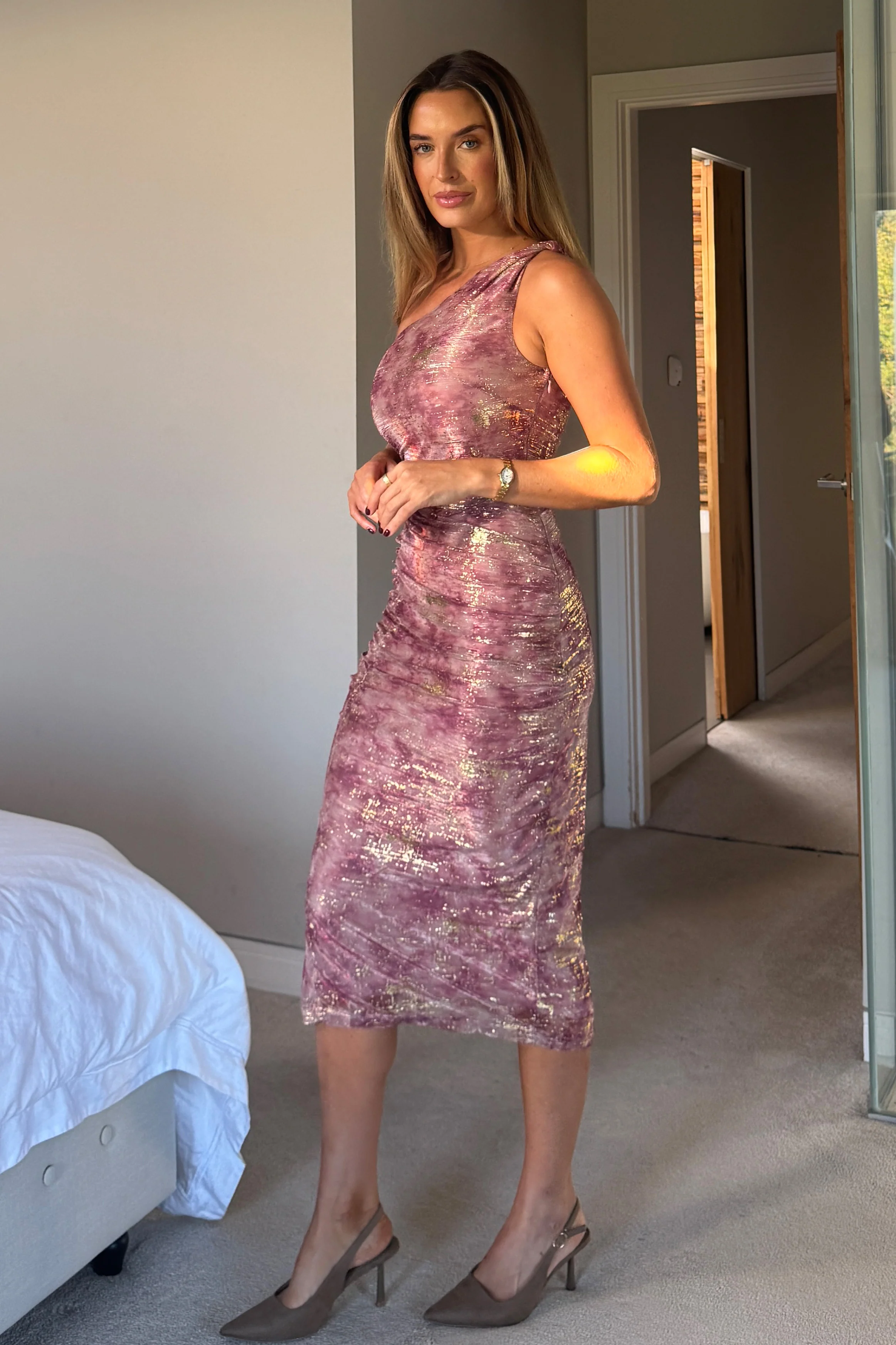 Kally Pink Foil Print One Shoulder Midi Dress - Image 4