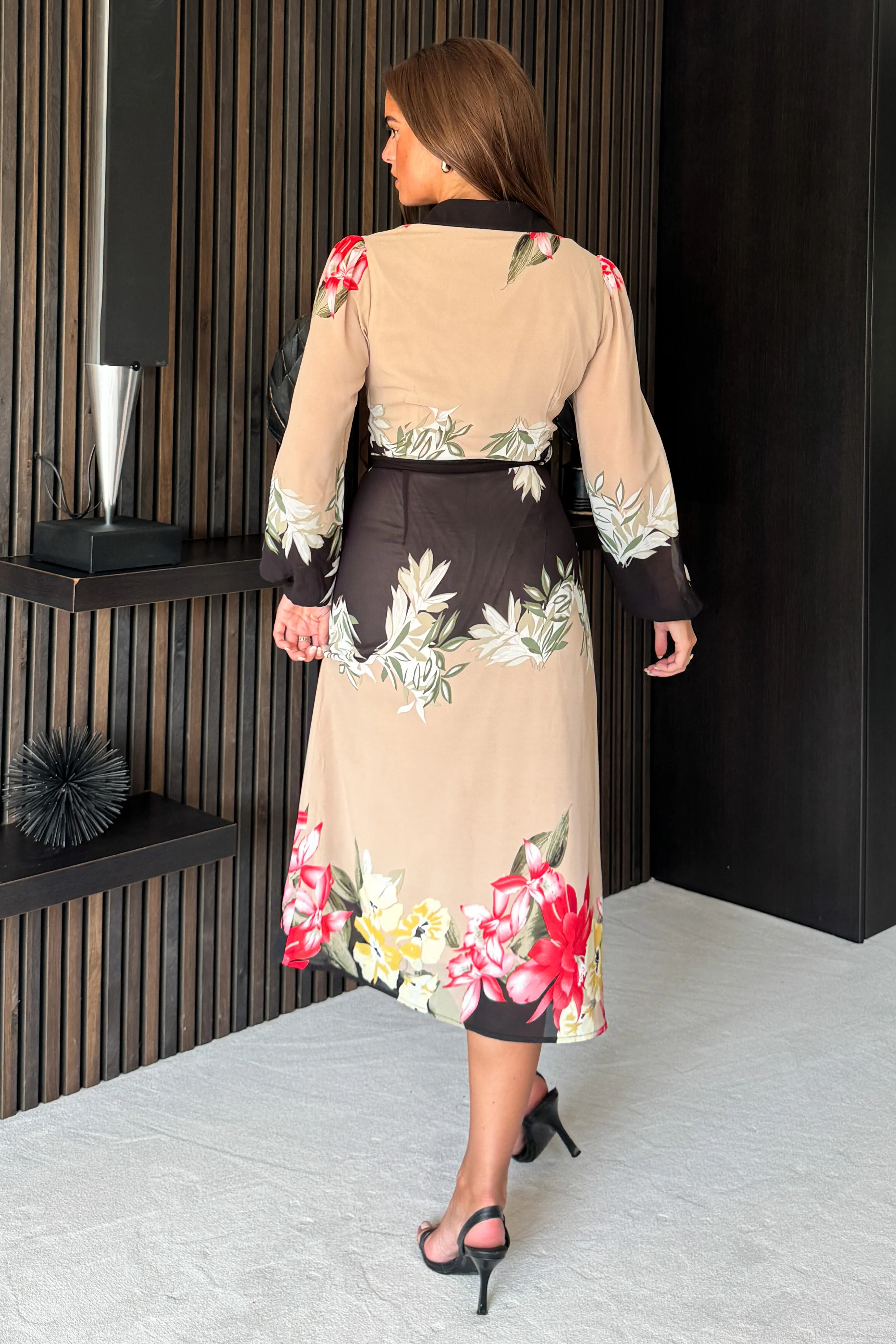 Kaya Contrast Placket Floral Midi Shirt Dress Beige - Image 4