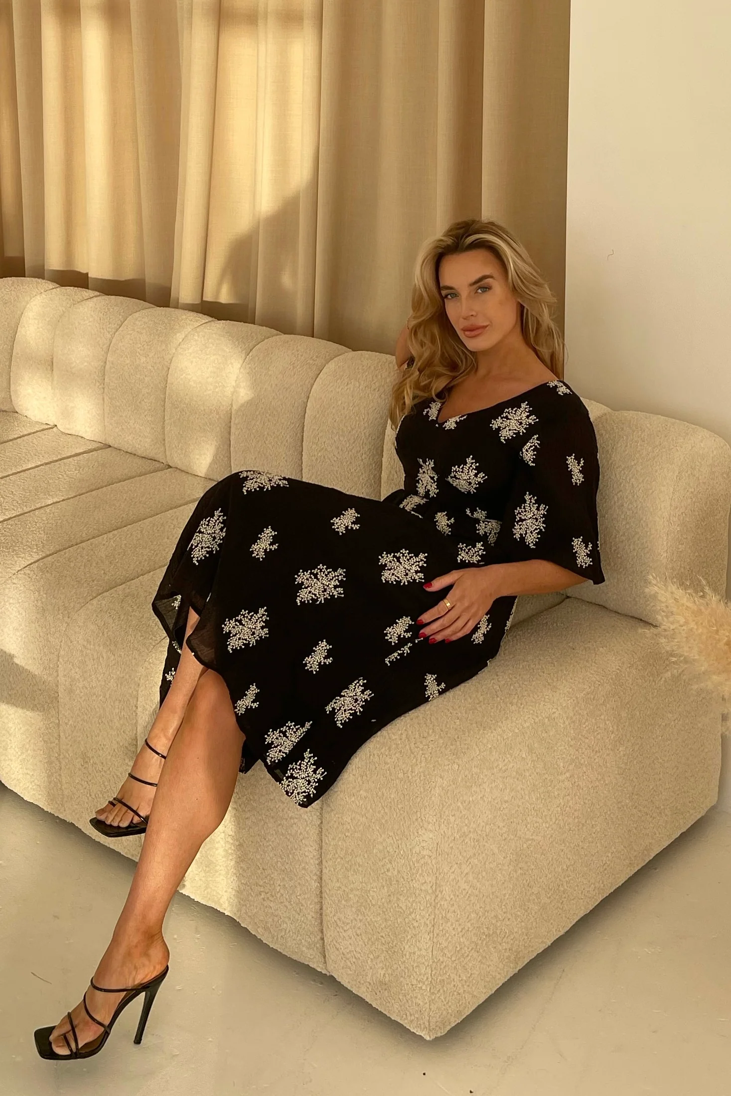 Lane Embroidered Angel Sleeve Midi Dress Black - Image 5