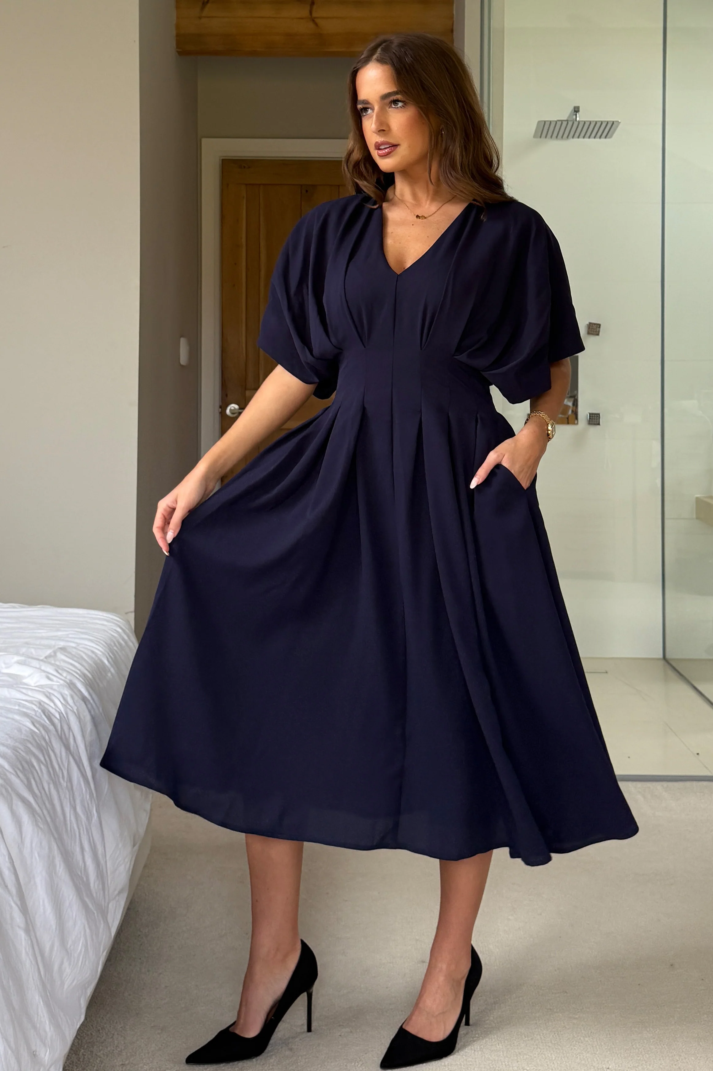 Laura V-Neck Short Sleeve Flowy Navy Midi Dress - Image 4