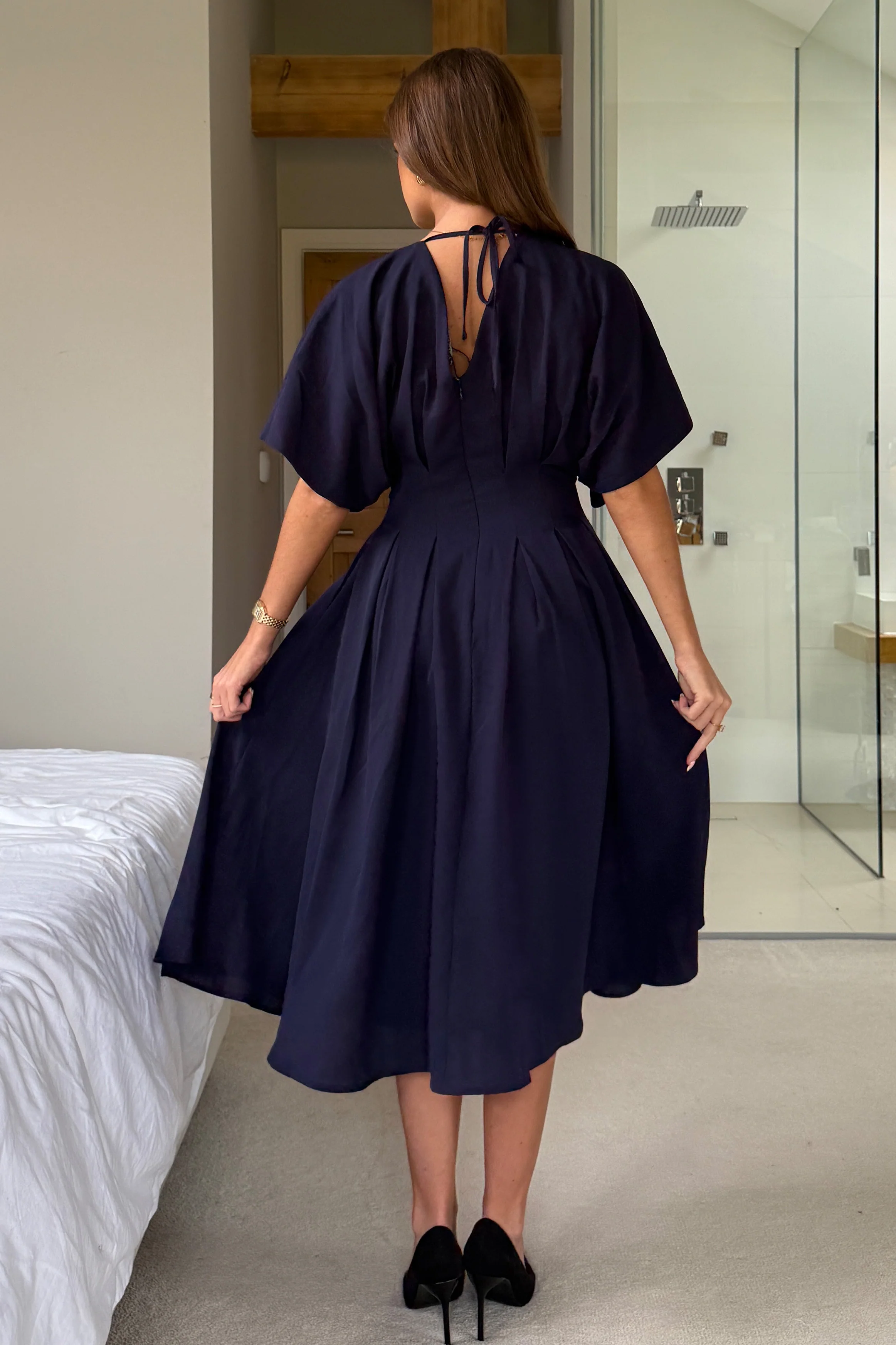 Laura V-Neck Short Sleeve Flowy Navy Midi Dress - Image 5