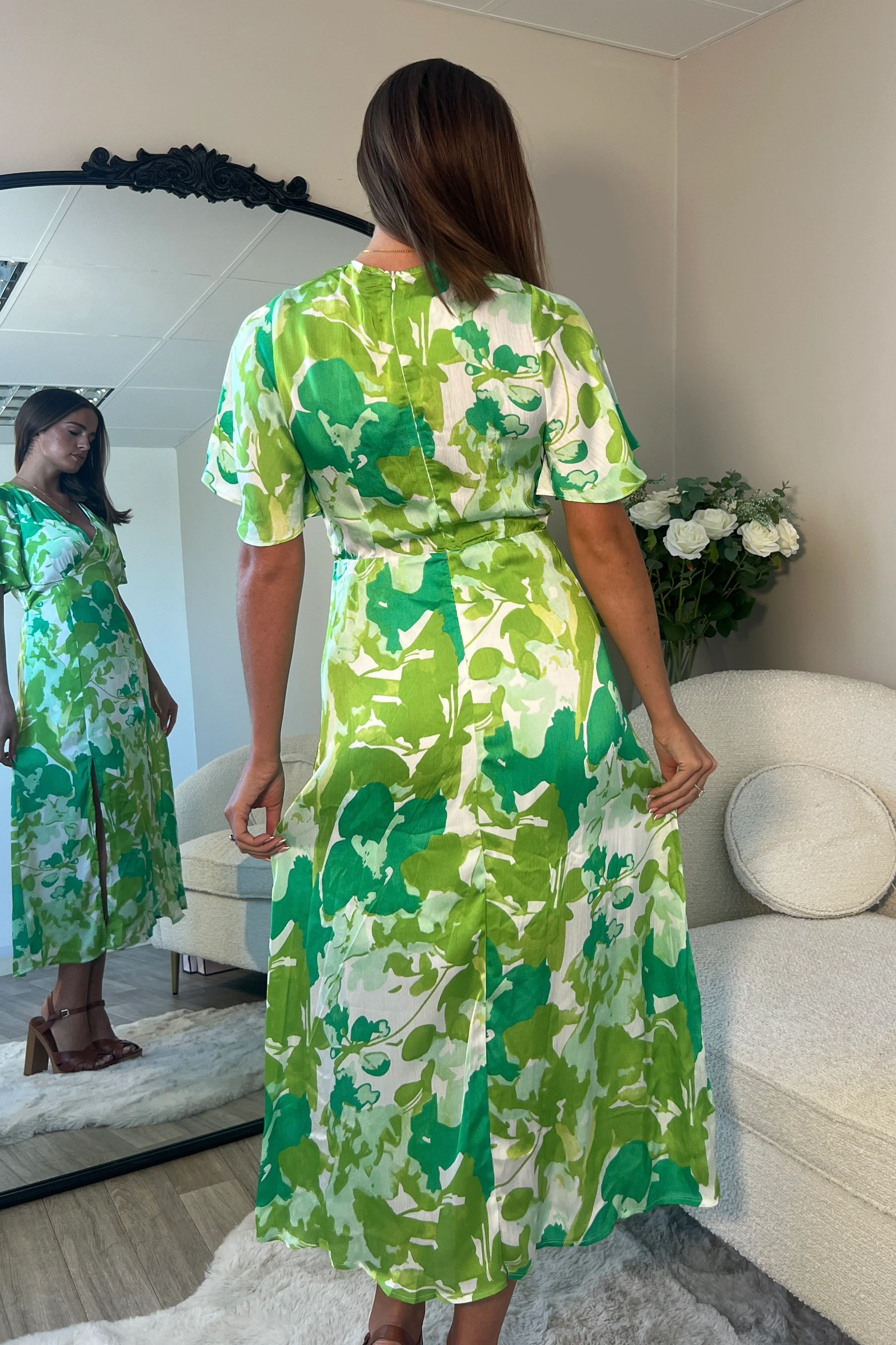 Levi Green Leaf Angel Sleeve Split Leg Midi Dress - Image 4