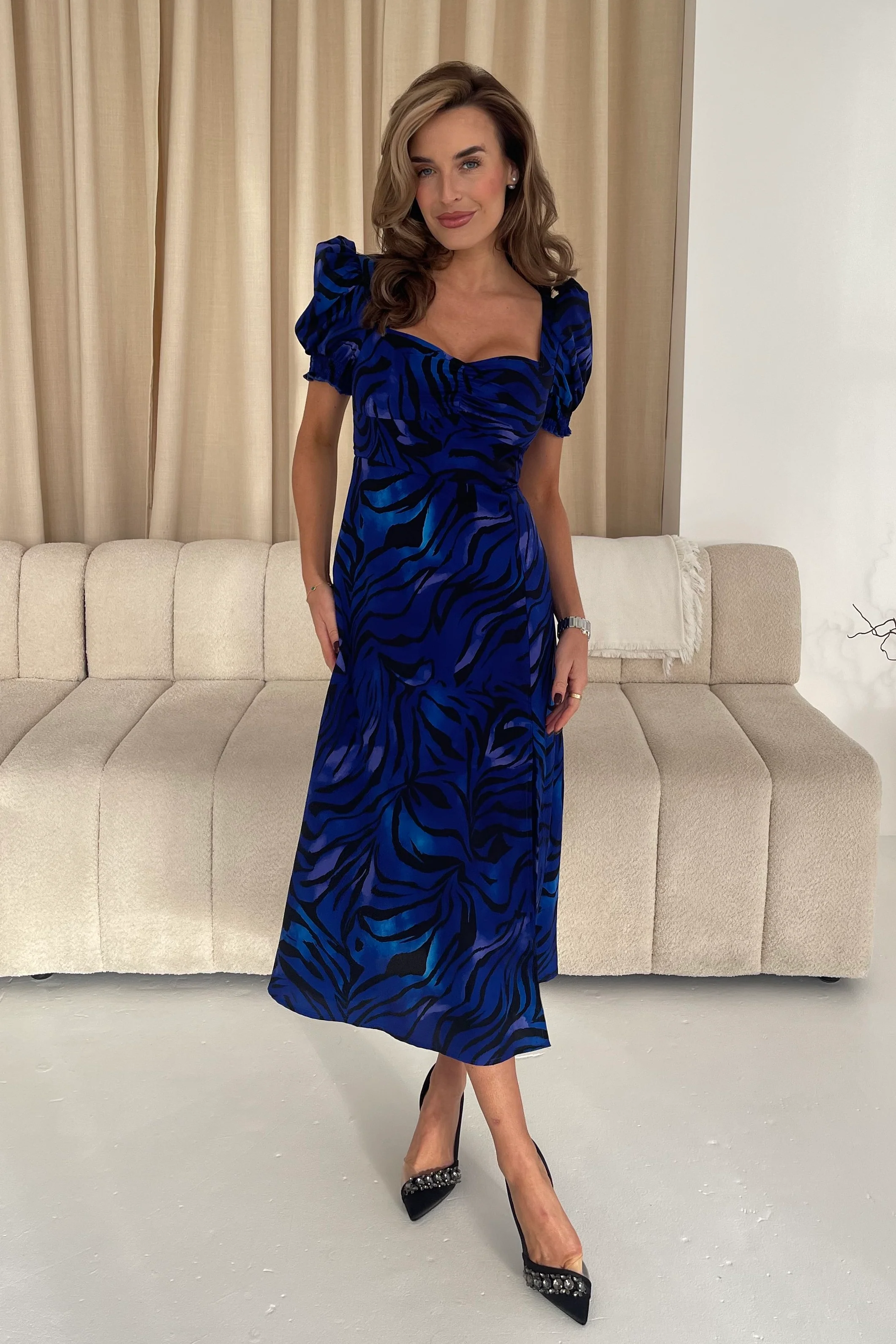 Lillian Blue Animal Sweetheart Midi Dress - Image 3