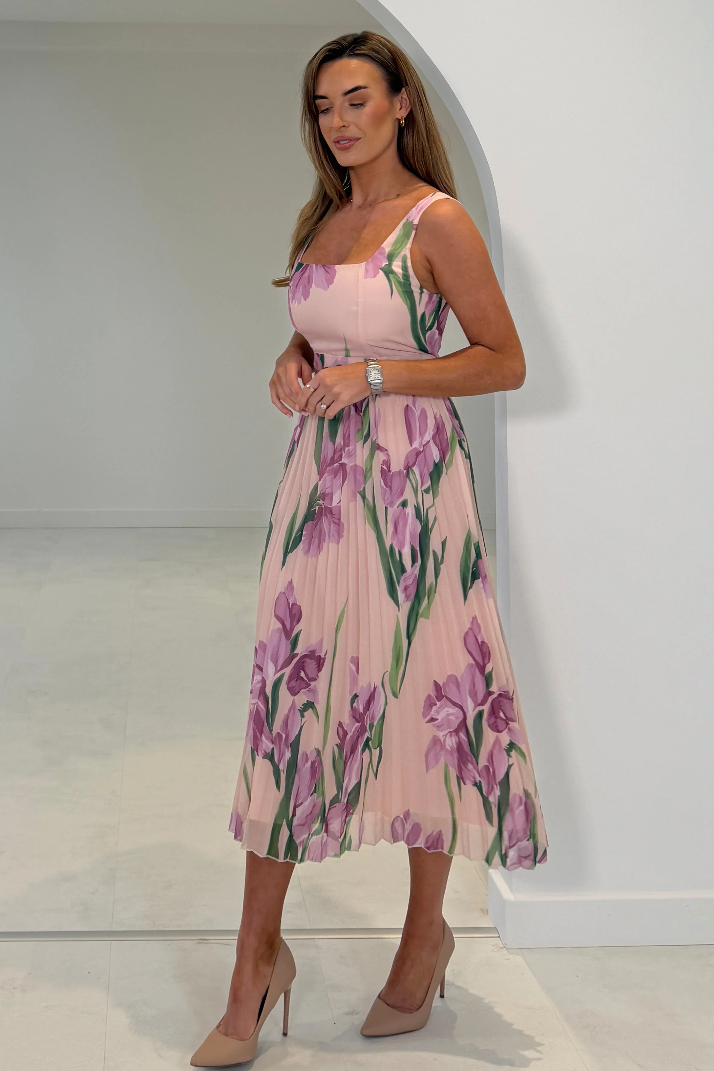Lola Floral Print Midi Dress Pink - Image 4