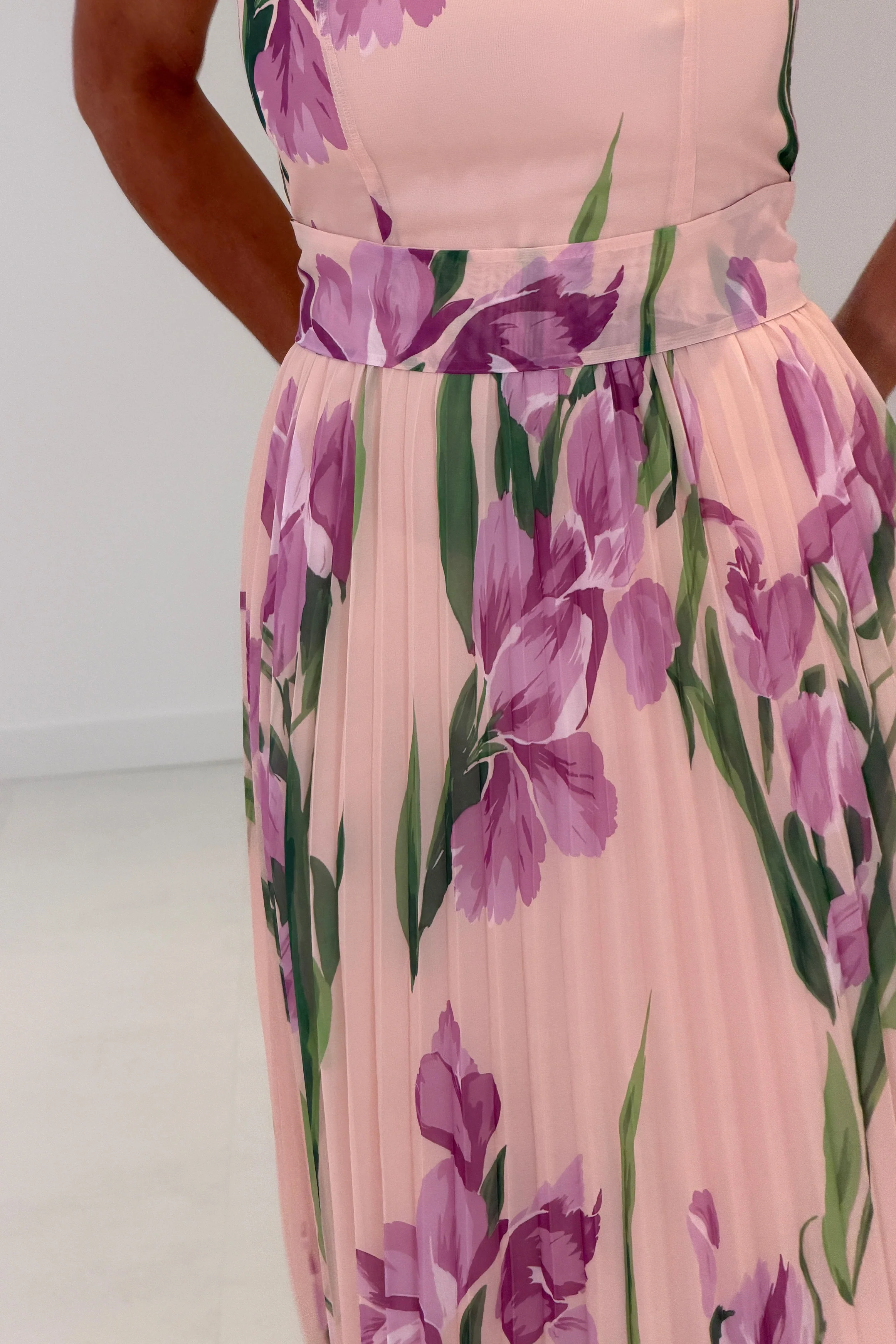 Lola Floral Print Midi Dress Pink - Image 5