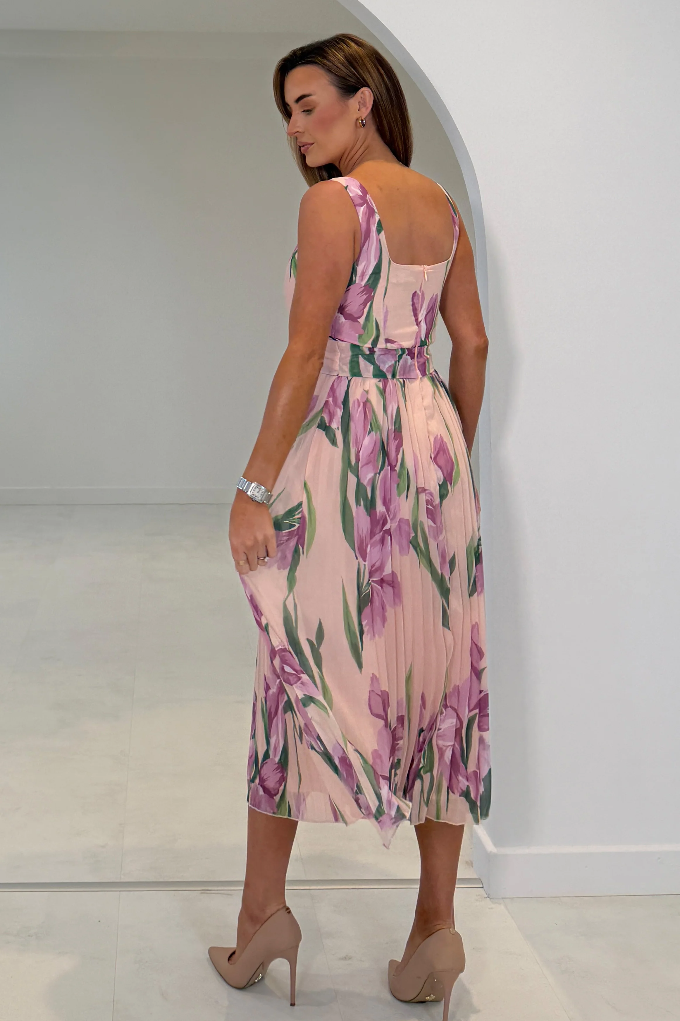 Lola Floral Print Midi Dress Pink - Image 6