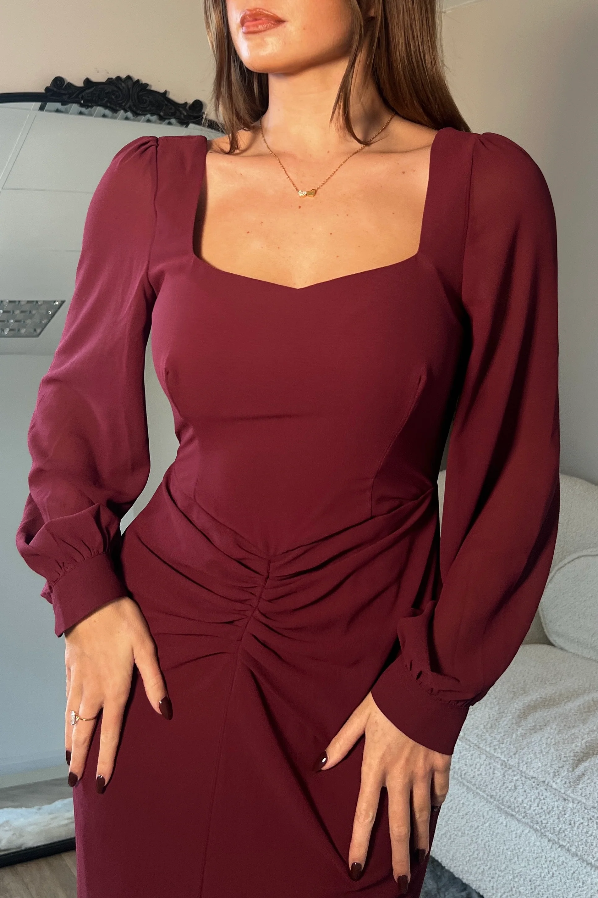 Mina Sweetheart Neckline Ruched Detail Midi Dress Berry - Image 2