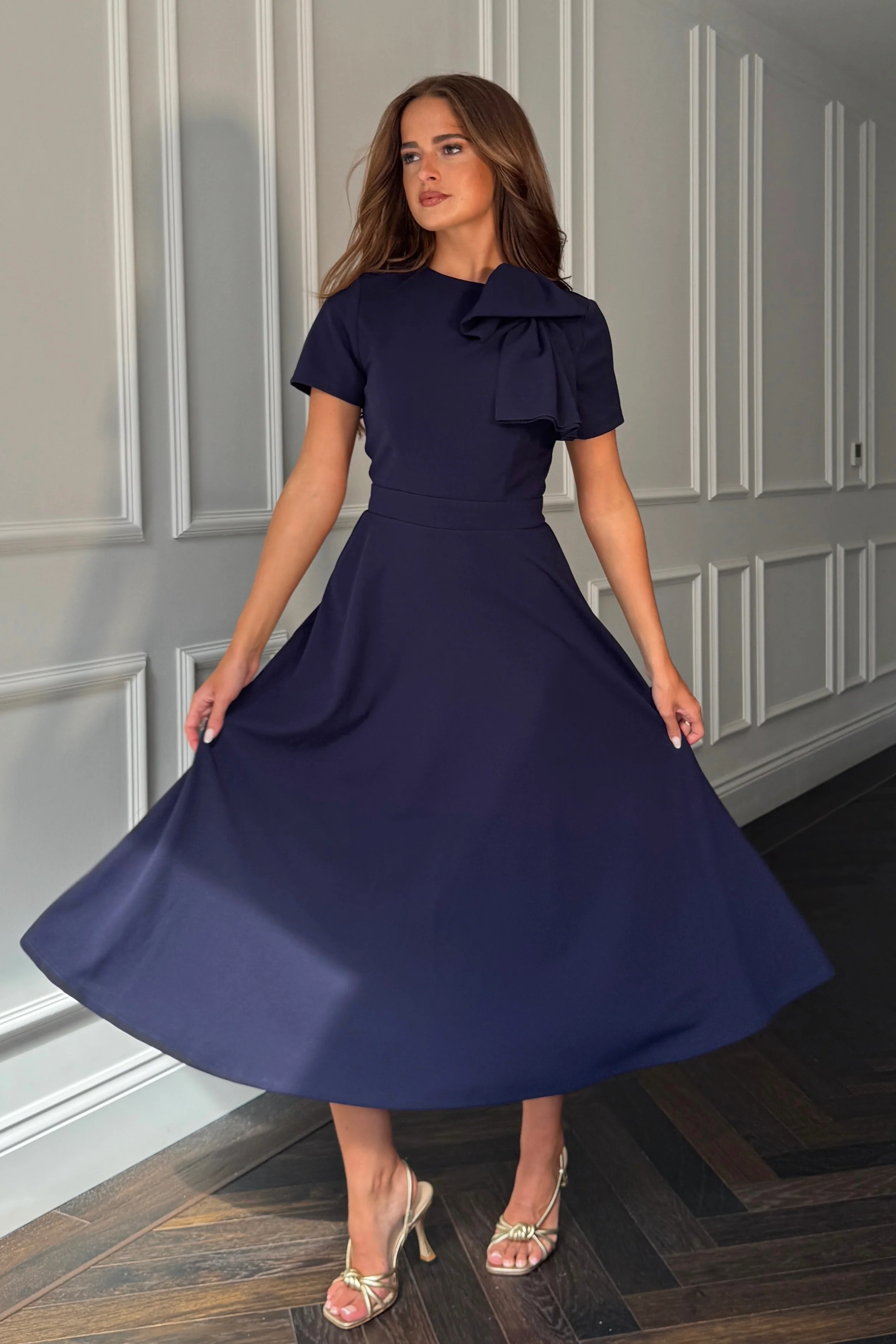 Minta Bow Detail Short Sleeve Midi Dress Navy - Image 4
