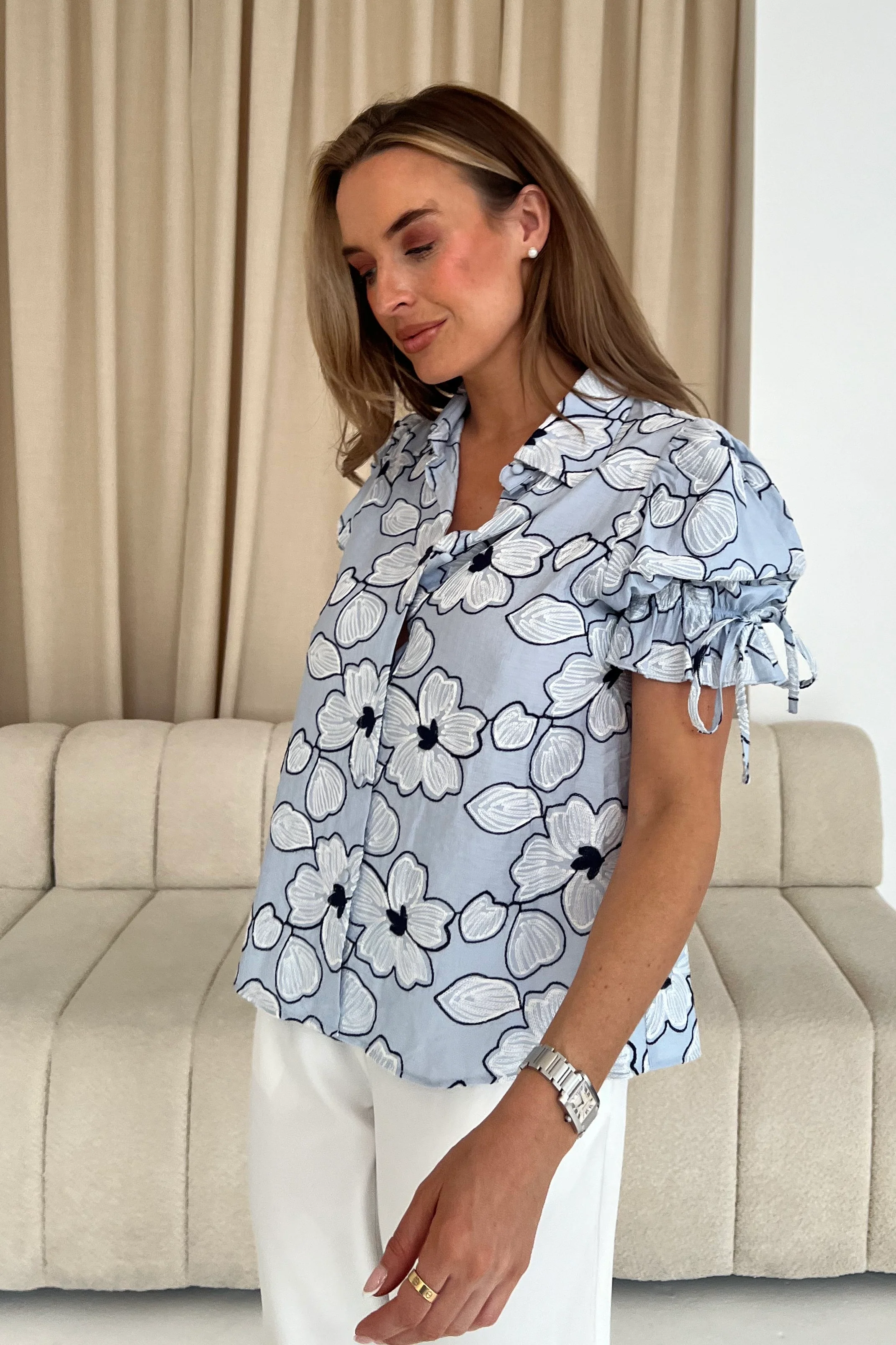 Noa Short Sleeve Embroidered Shirt Blue - Image 5