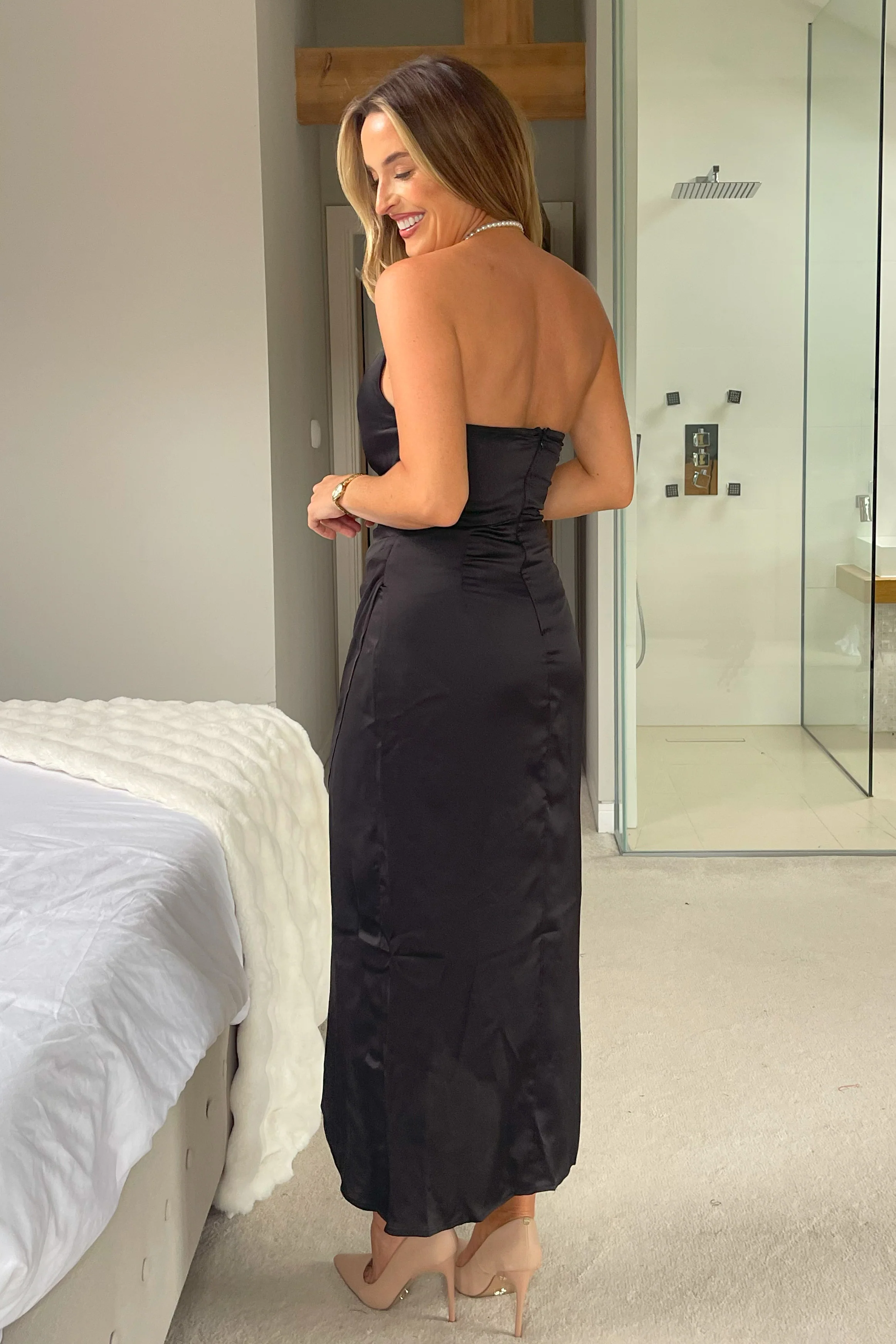 Pearl Neck Ruched Waist Dress Black - Image 4