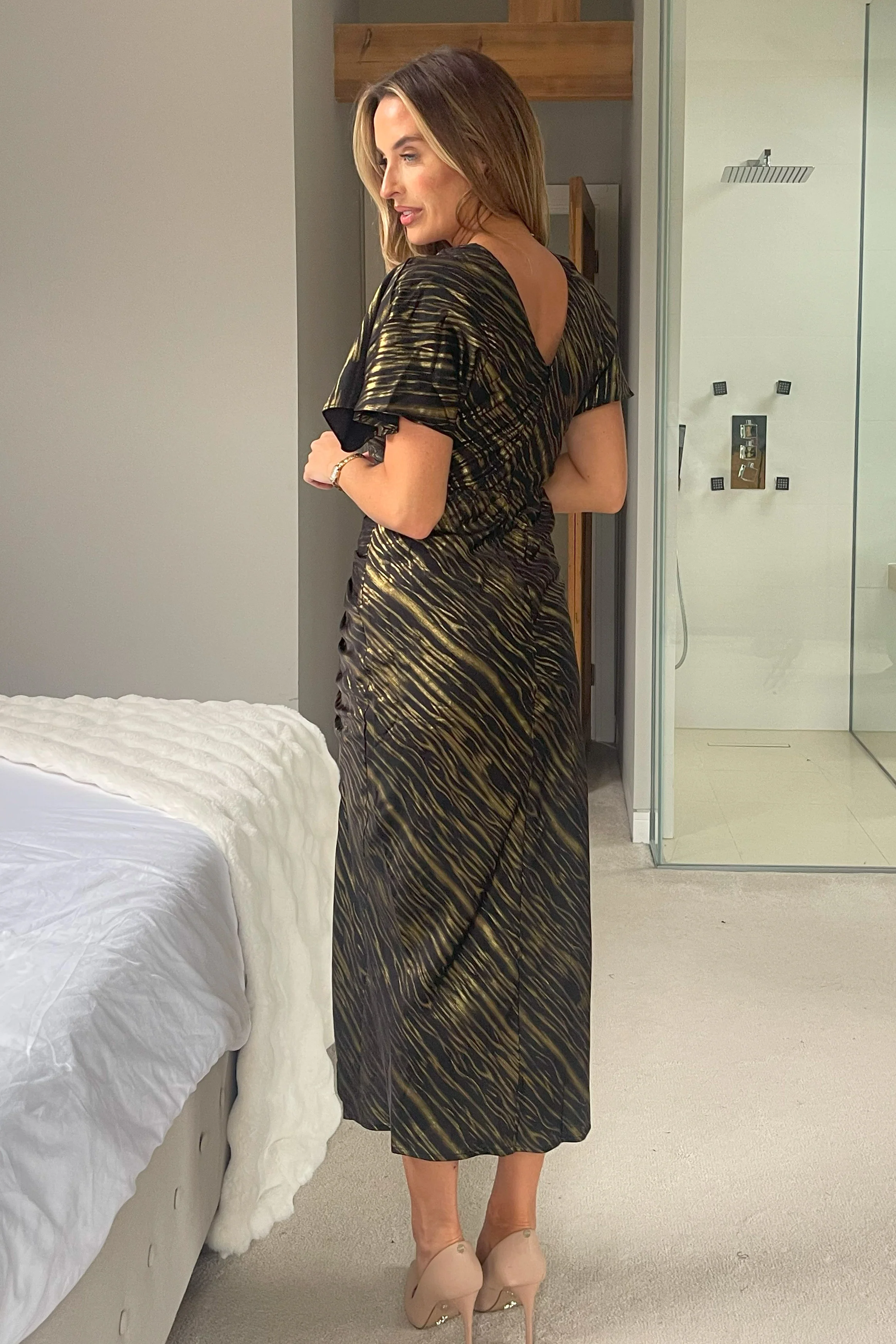 Priscilla Ruched Detail Midi Dress Black & Gold - Image 4
