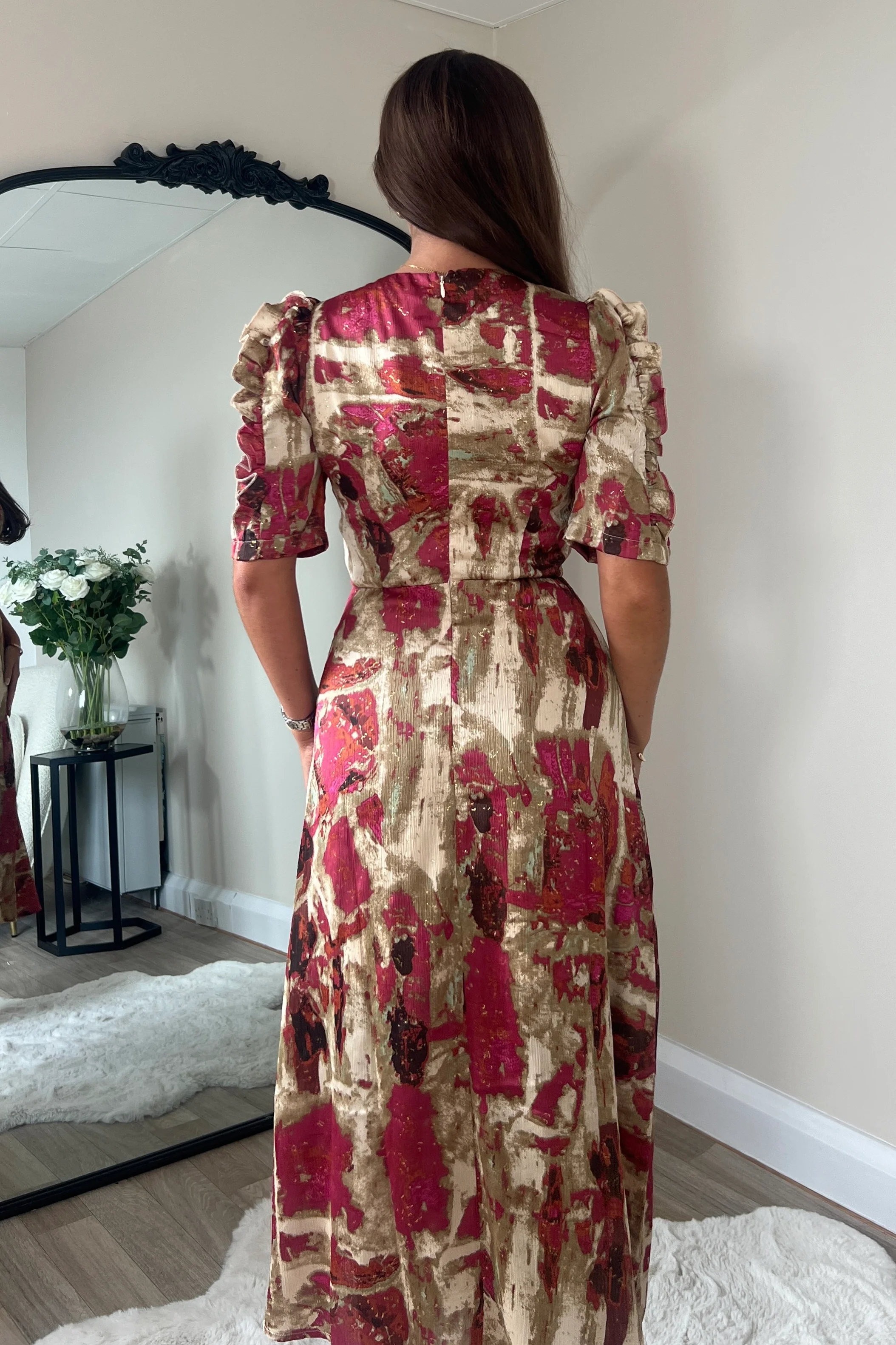 Samira Abstract Frill Sleeve Midi Dress - Image 4