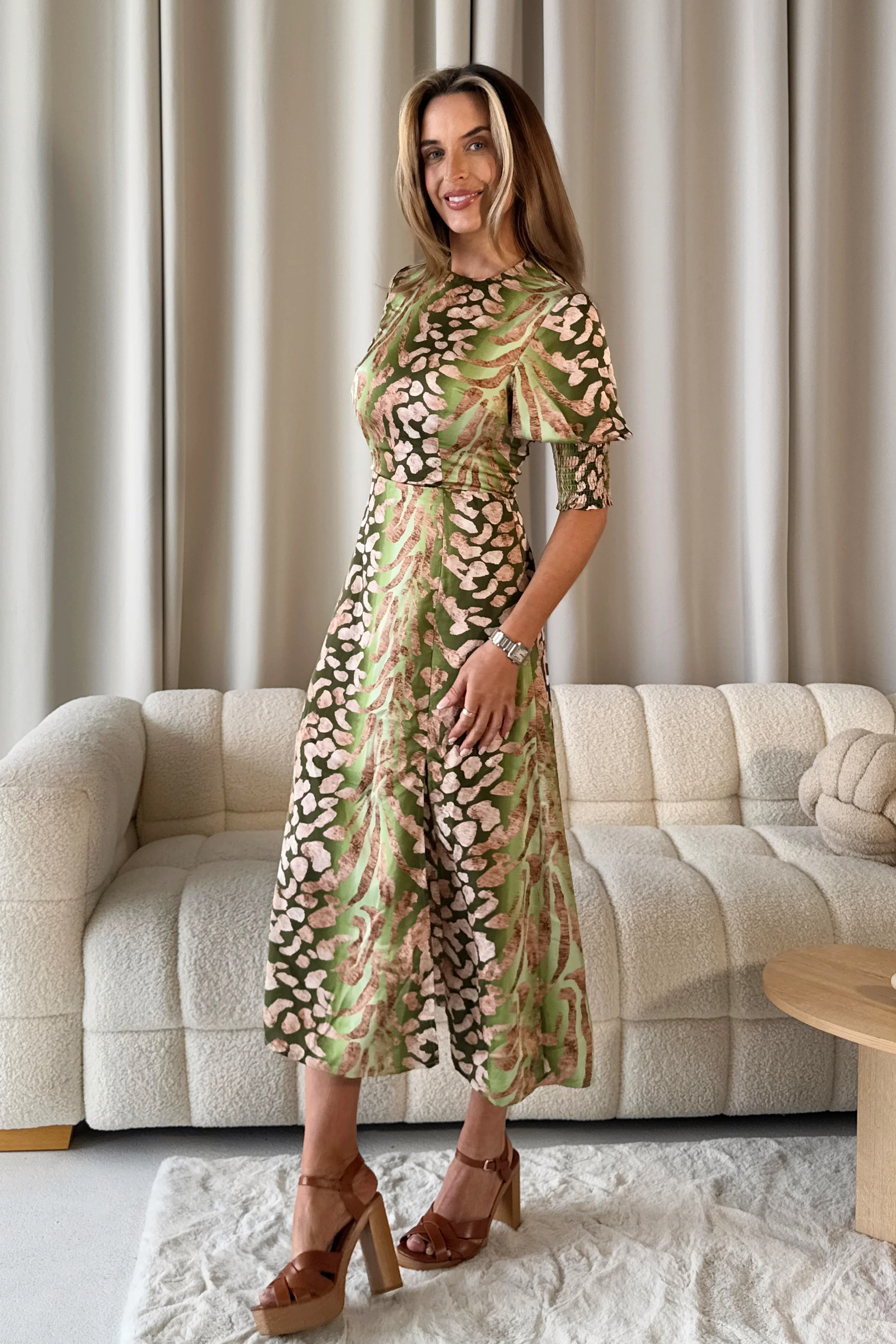 Shayla Mixed Animal Shirred Cuff Midi Dress - Image 4