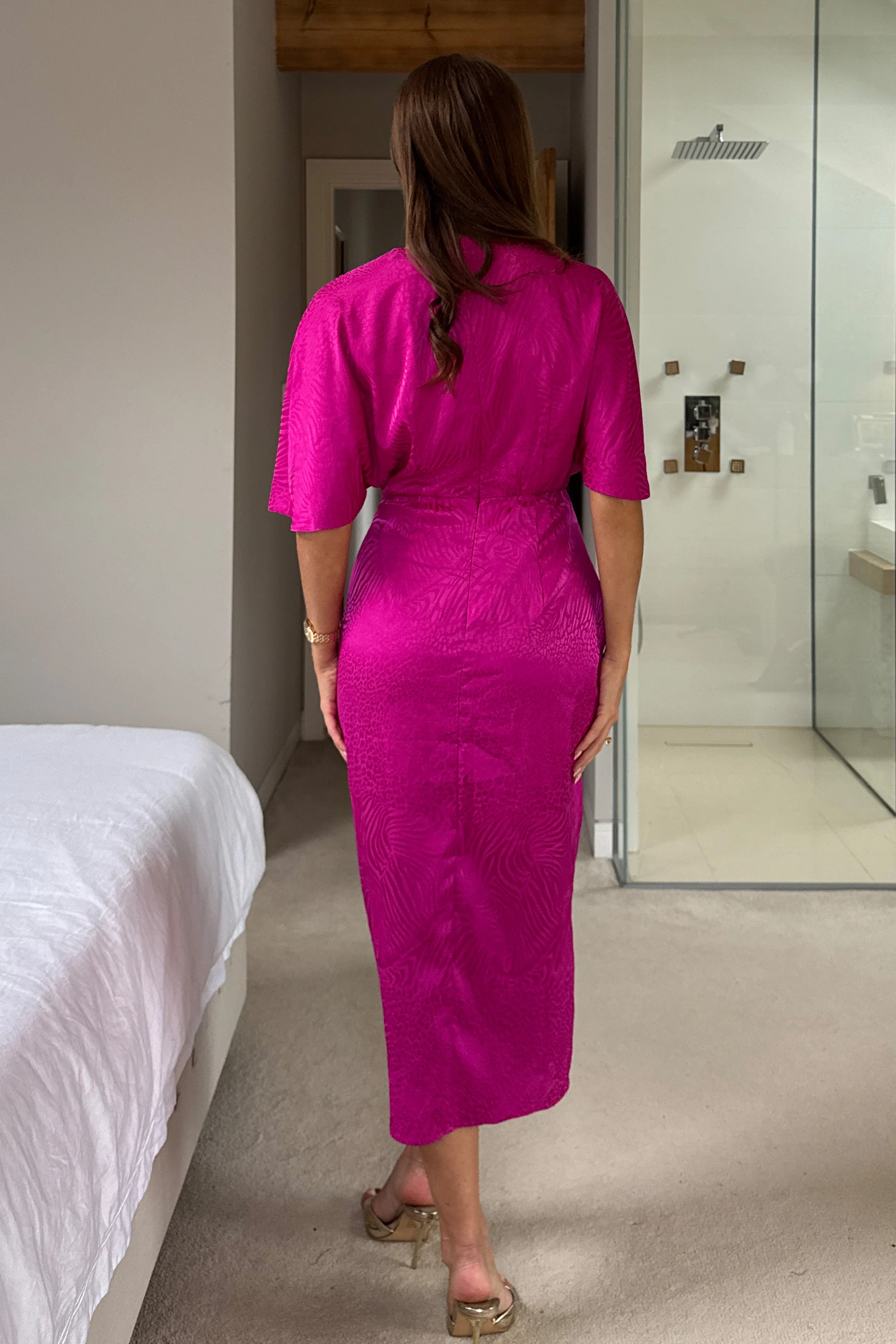 Shelly Batwing Midi Dress Dark Fuchsia - Image 4