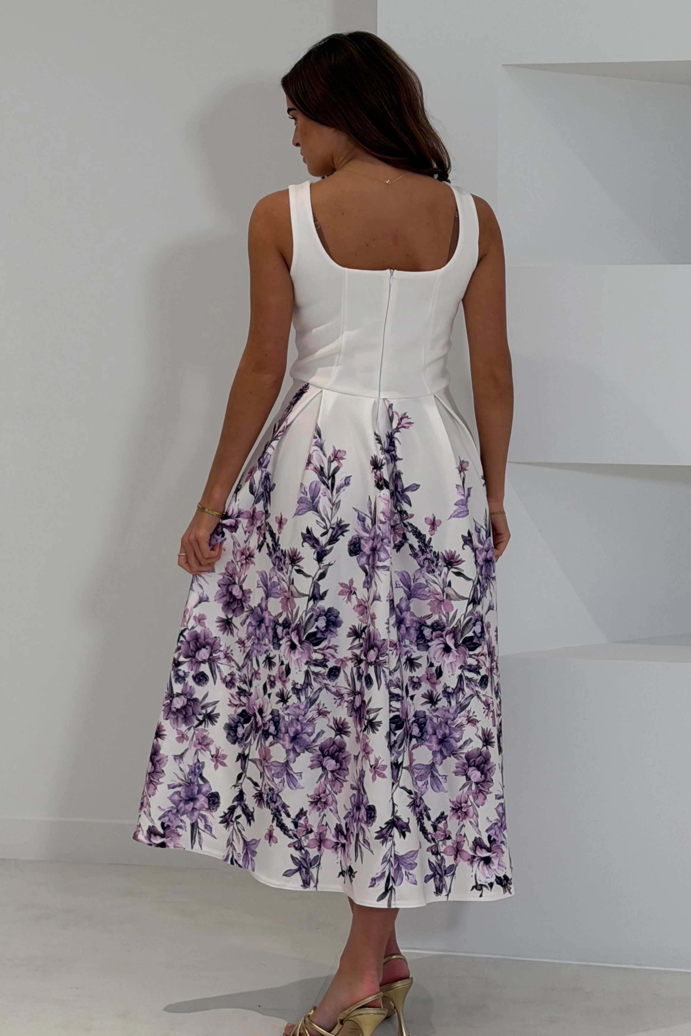 Erica Square Neck Pleated Midi Dress Floral print Ivory - Image 4