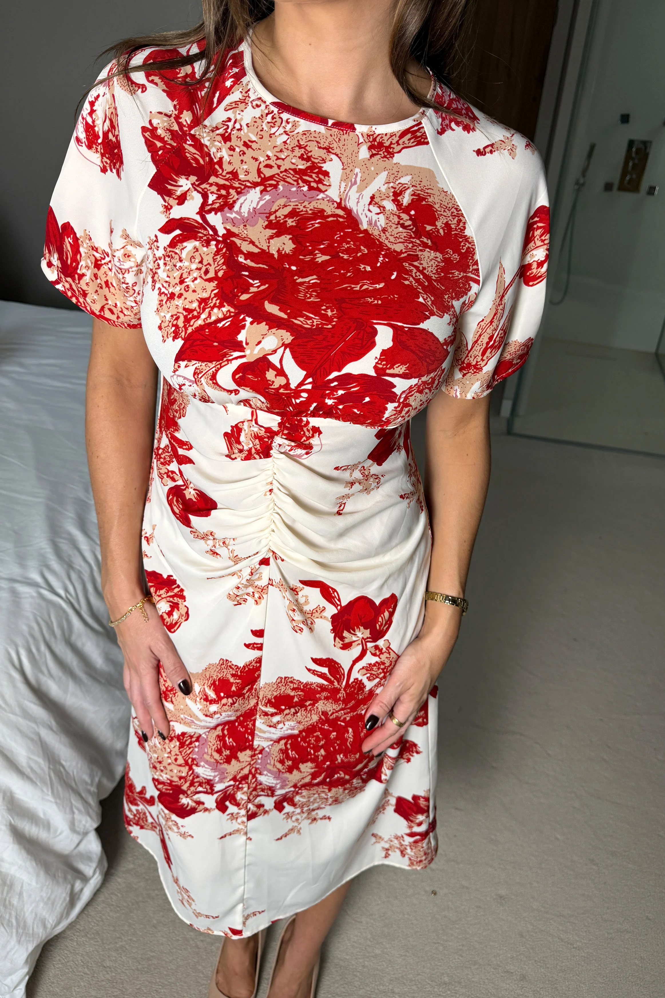 Kamala Rouched Detail A Line Midi Dress Red Floral - Image 2