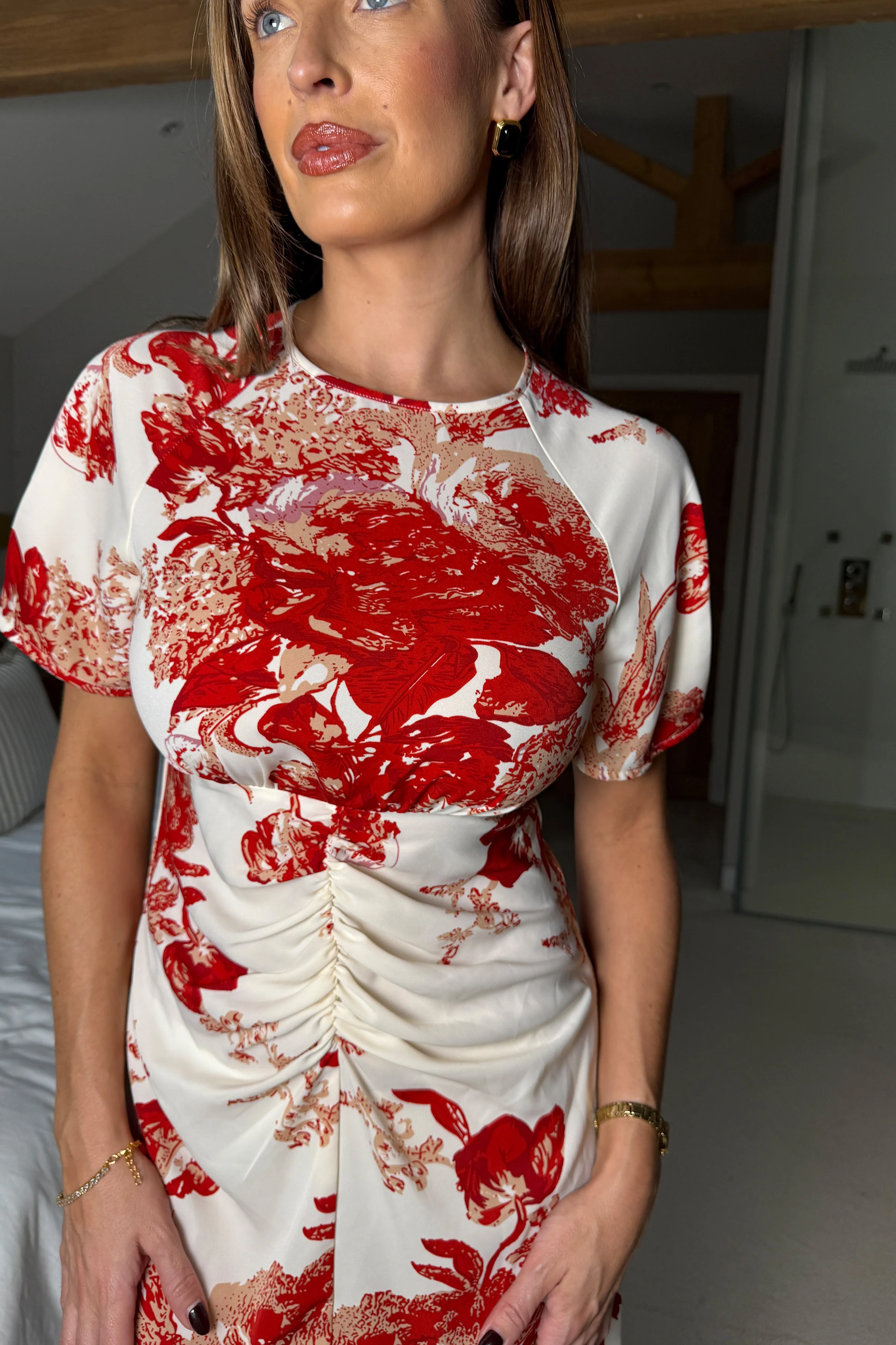 Kamala Rouched Detail A Line Midi Dress Red Floral - Image 5