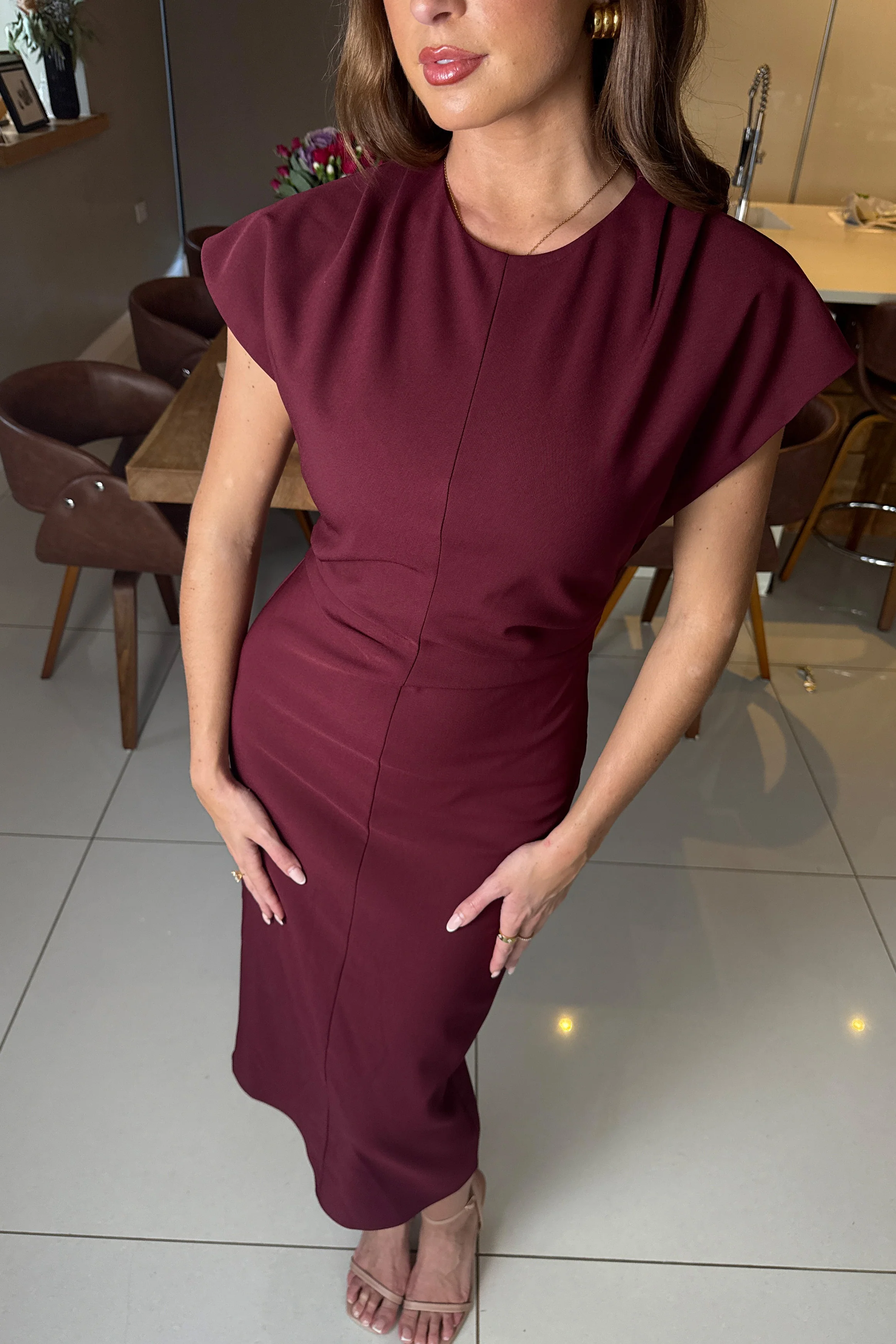 Terri Ruched Waist Short Sleeve Burgundy Midi Dress - Image 2